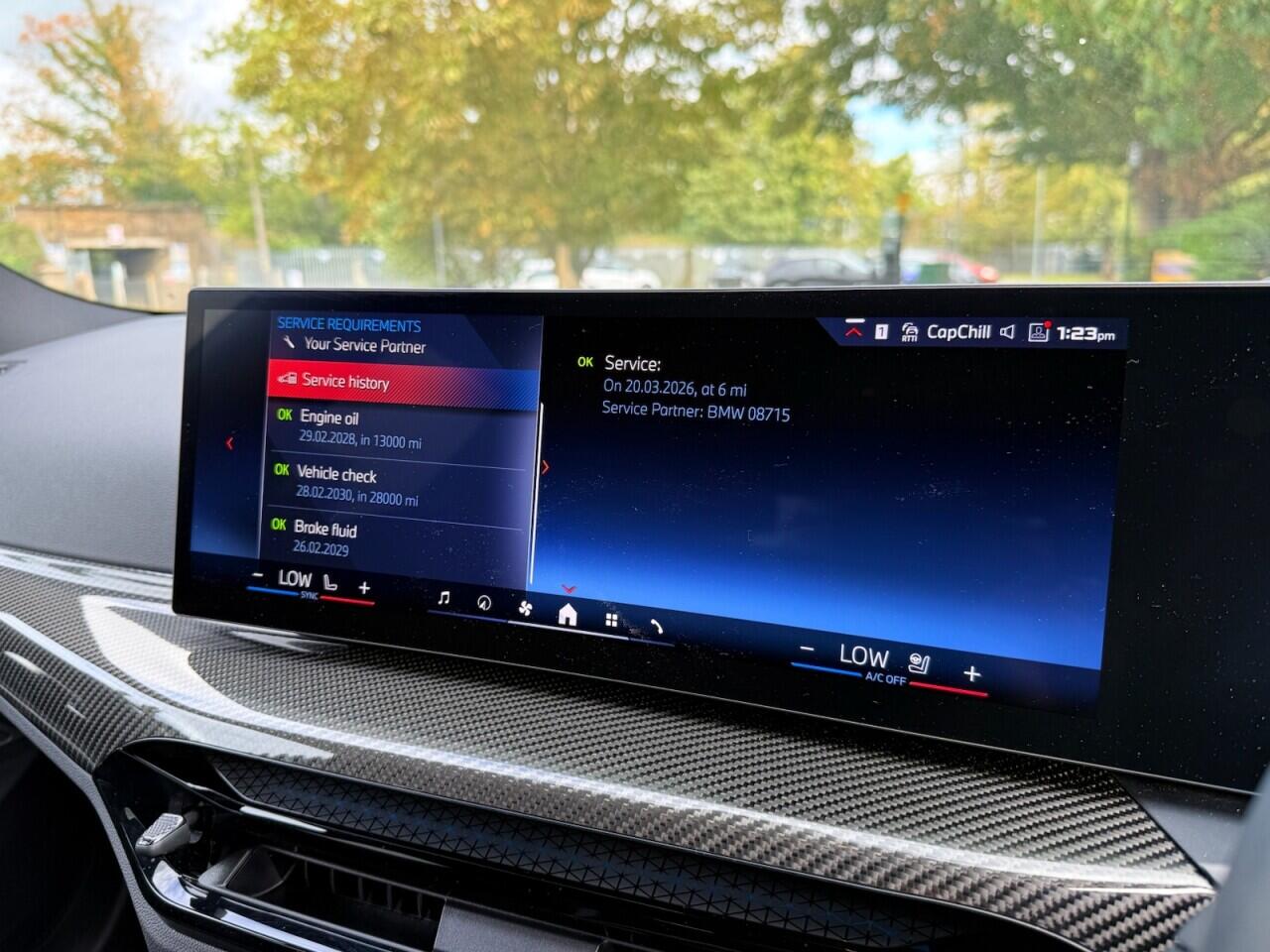 BMW 3 Series view 26