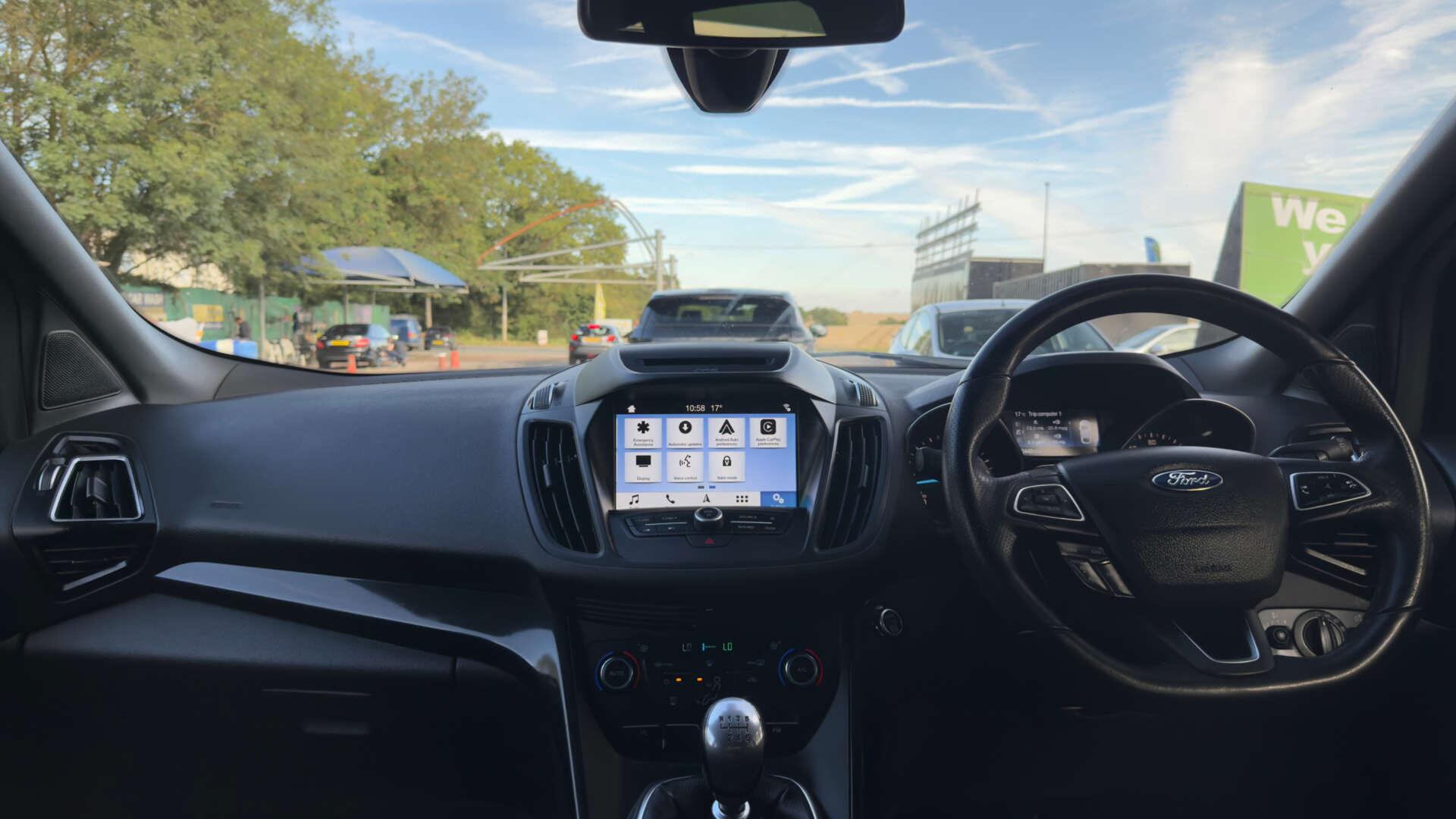 Ford Kuga view 38