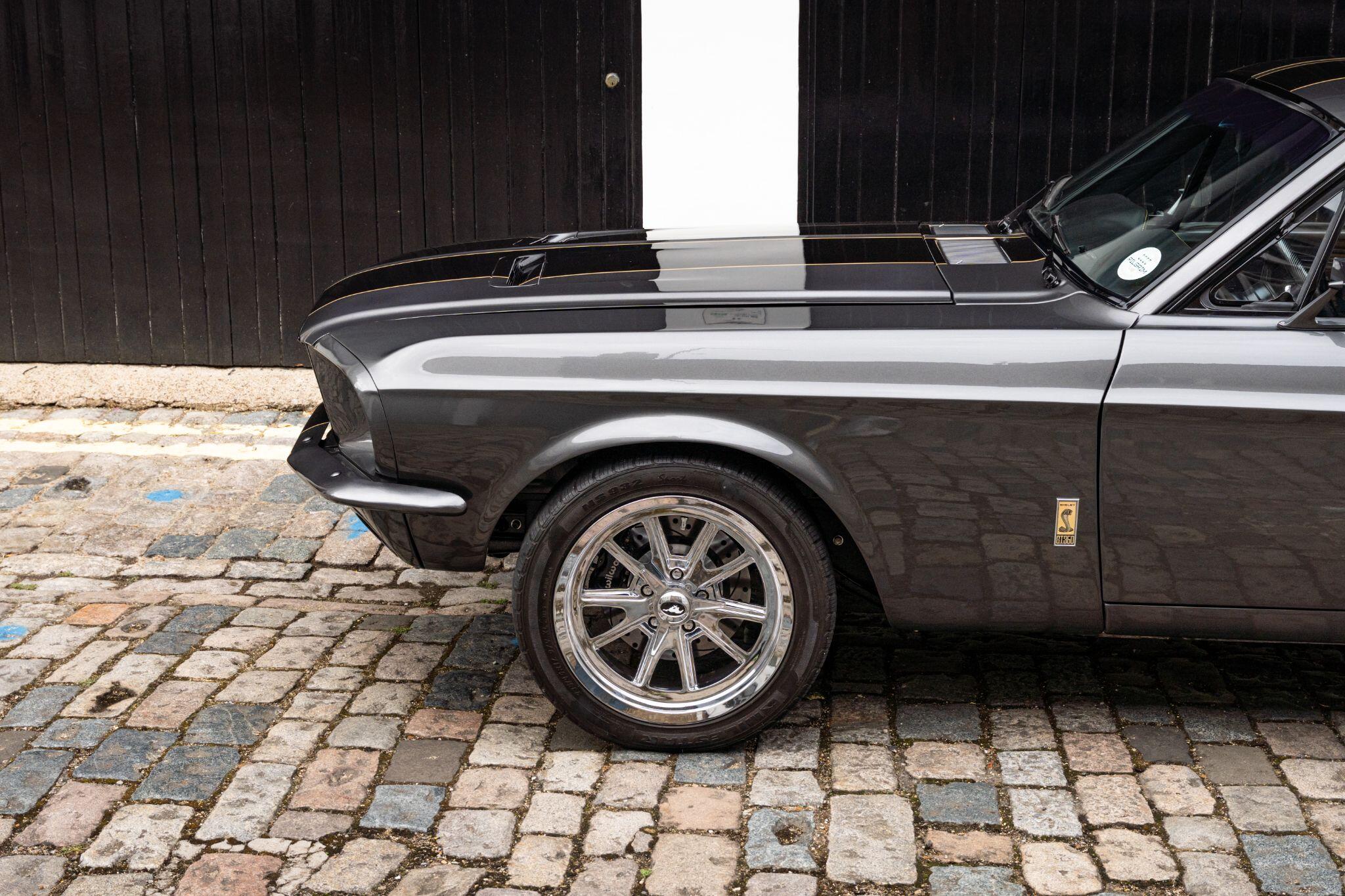 Ford Mustang view 43