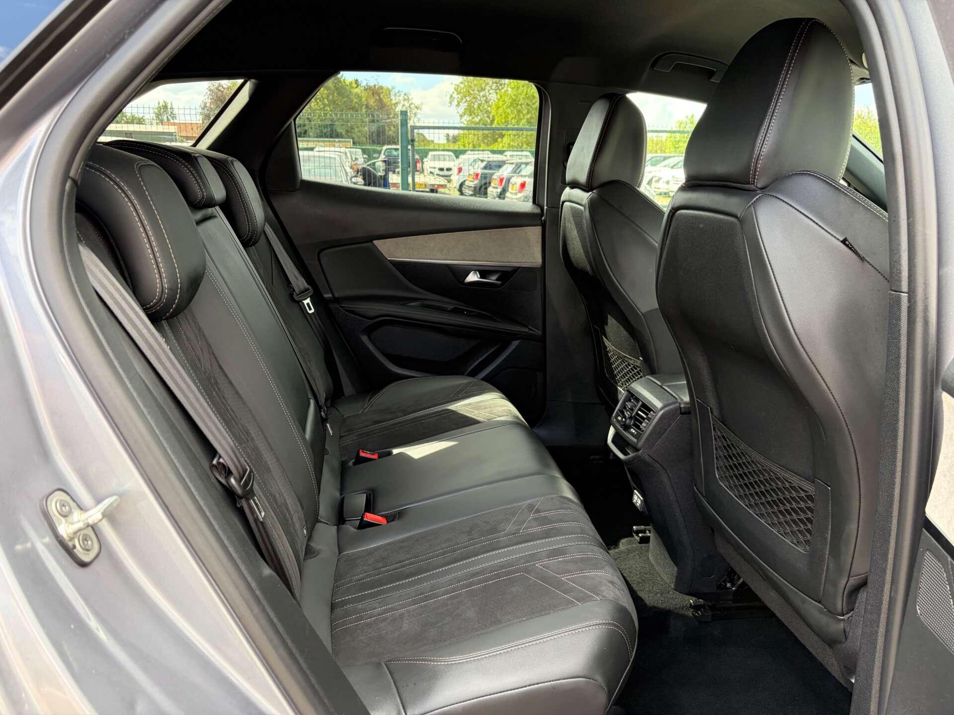 Peugeot 3008 view 27