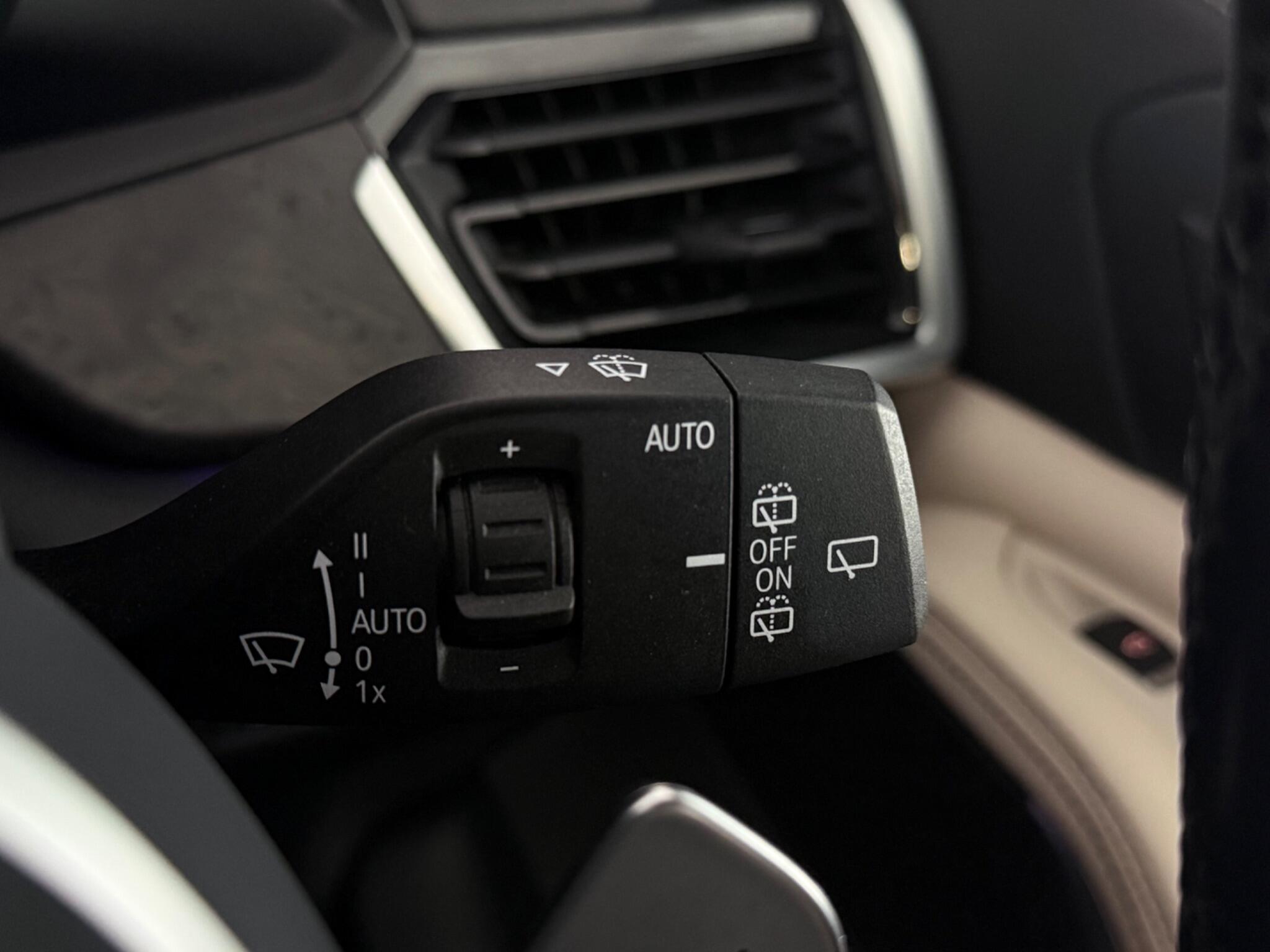 BMW X5 view 20