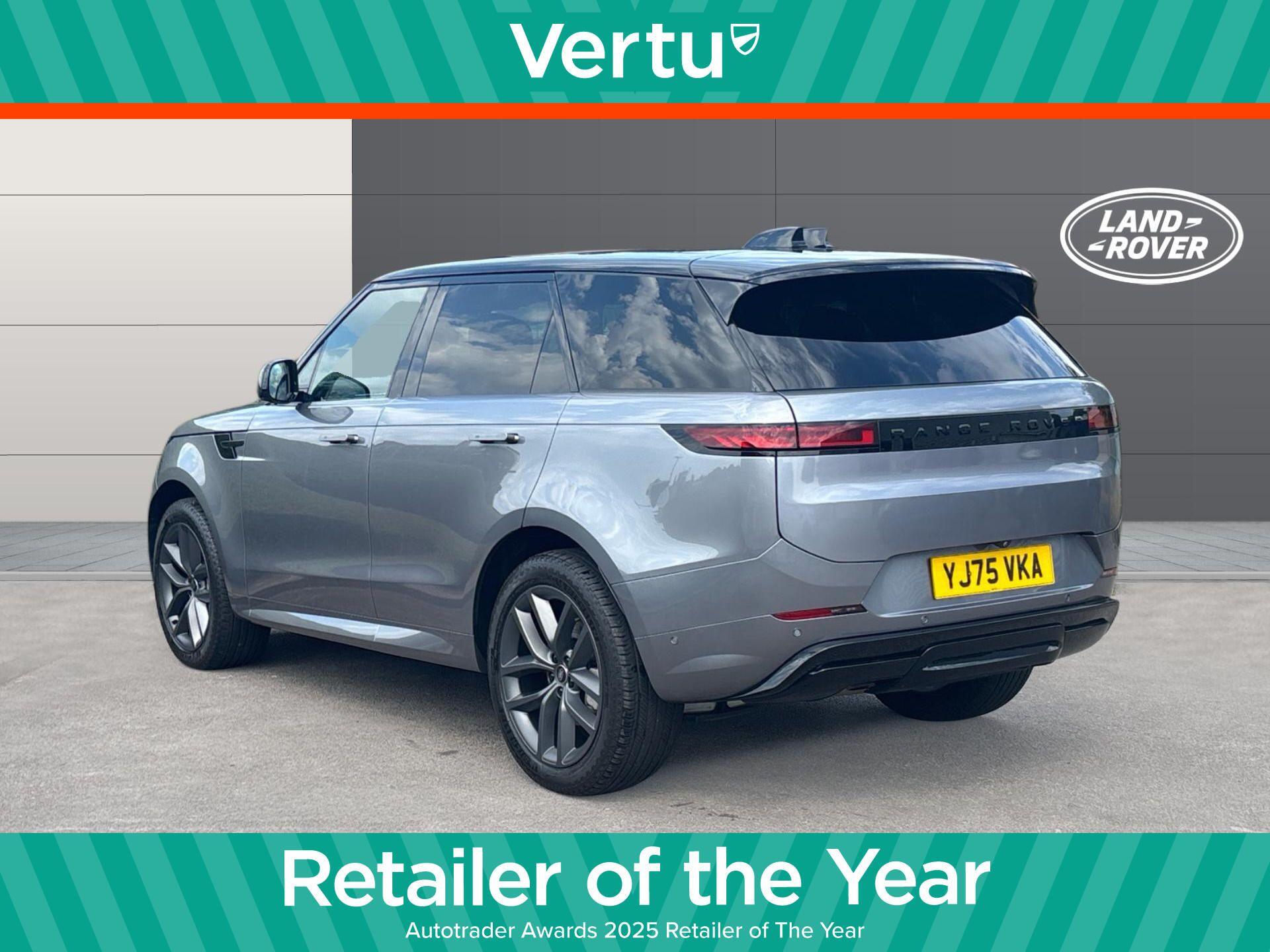 Land Rover Range Rover Sport view 2