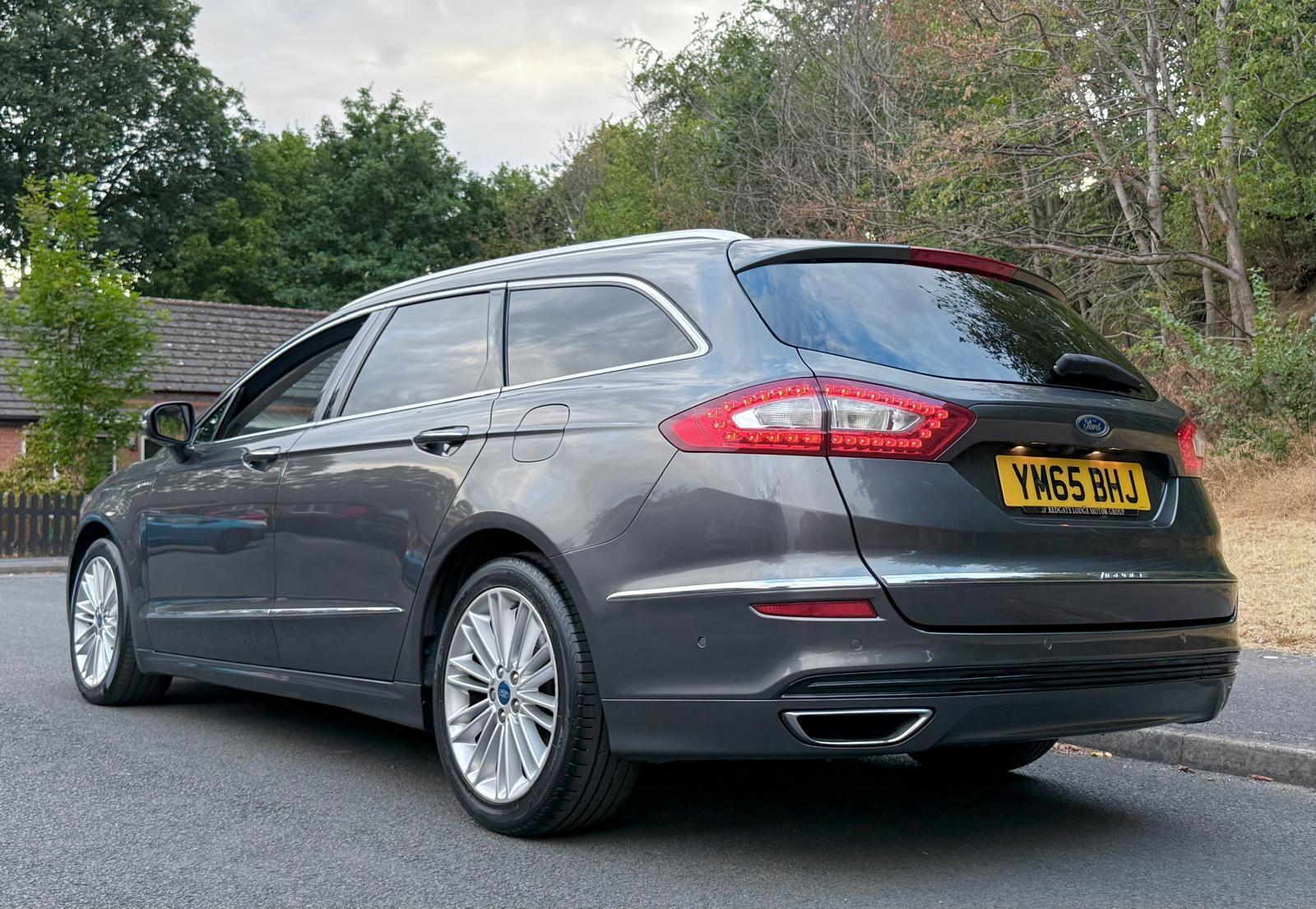 Ford Mondeo view 70