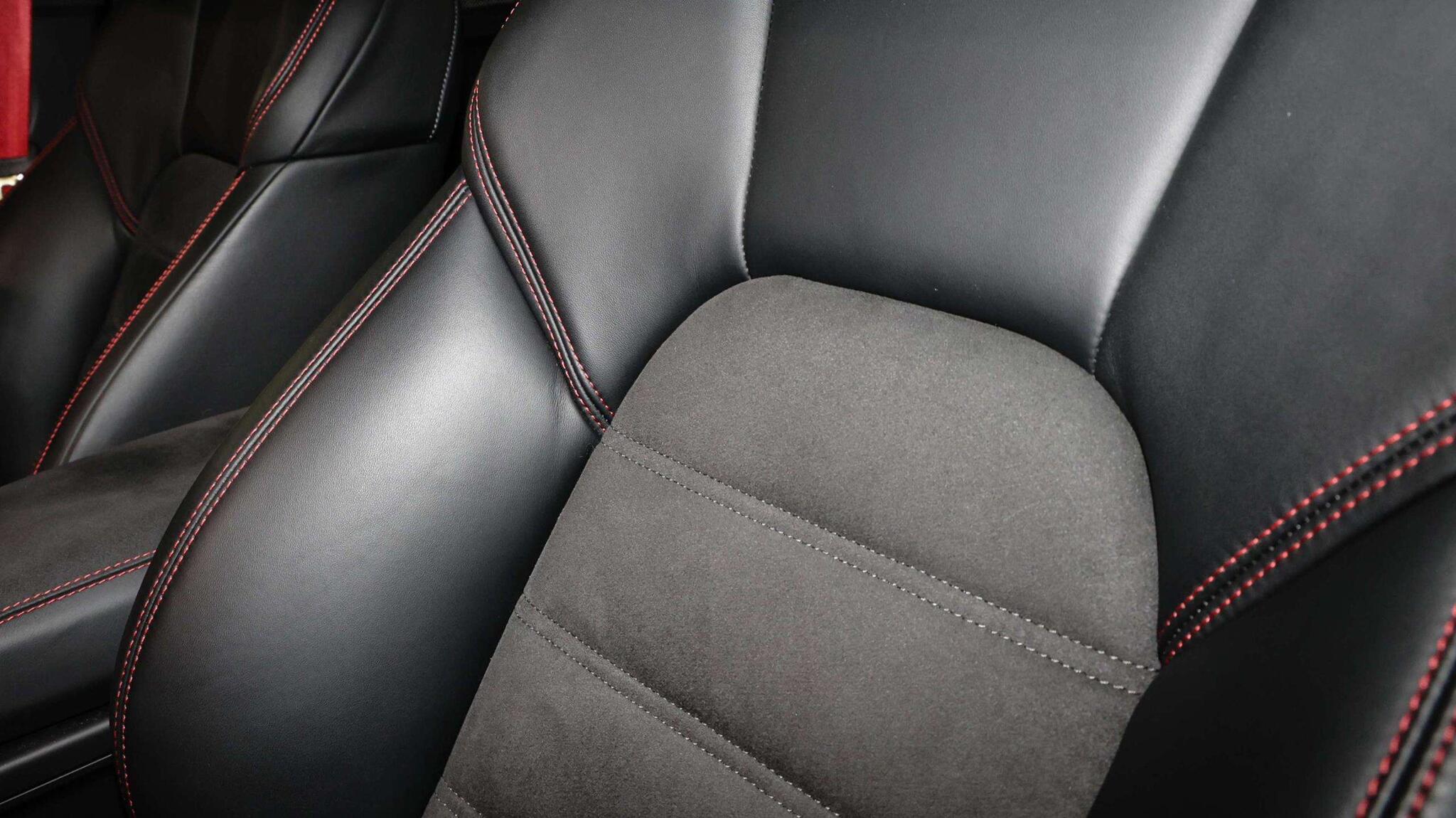 Porsche Macan view 13