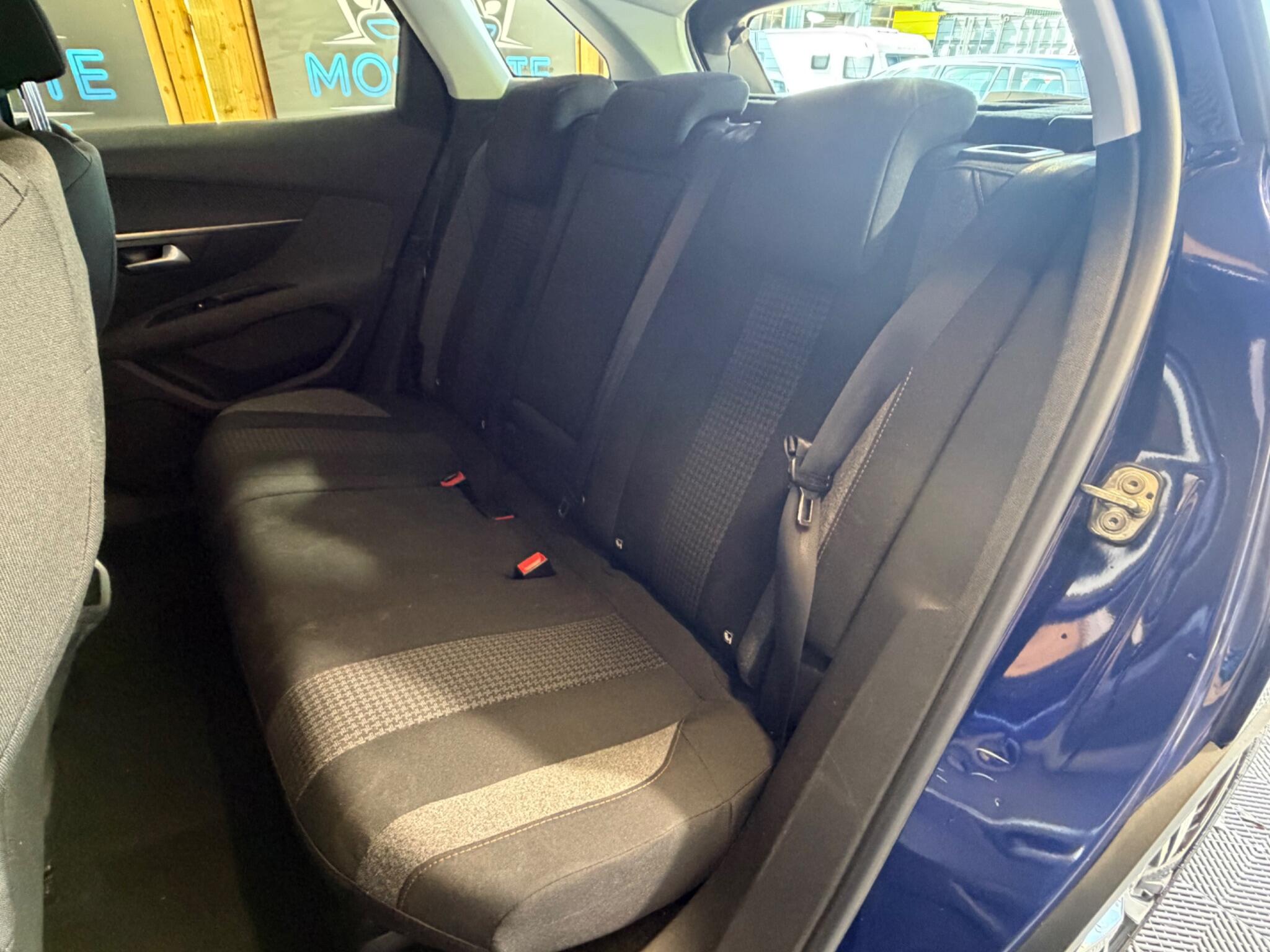 Peugeot 3008 view 20