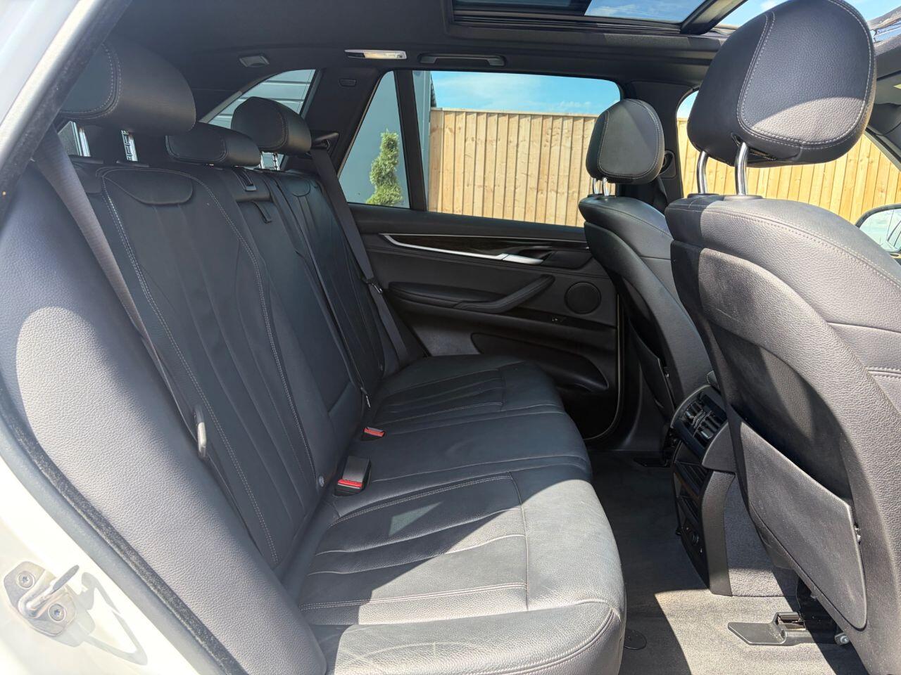 BMW X5 view 27
