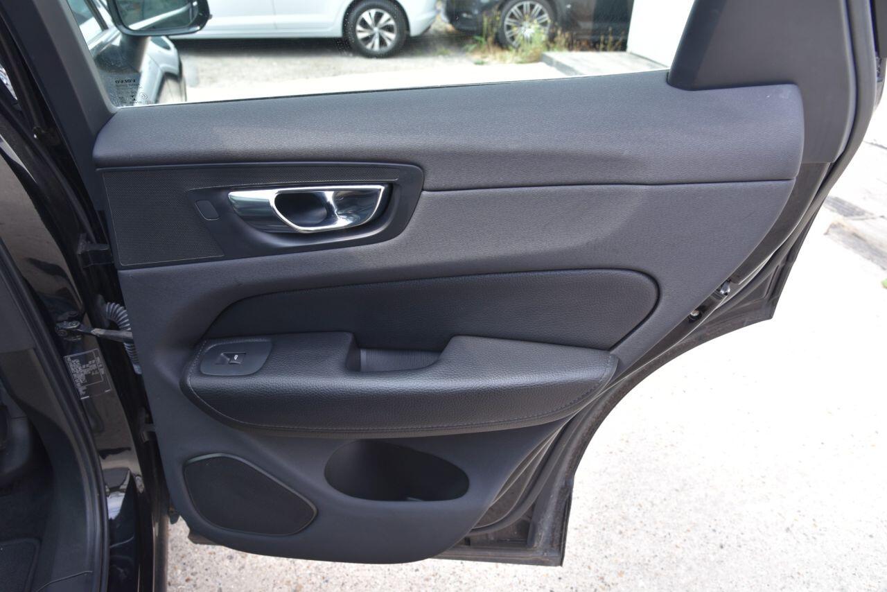 Volvo XC60 view 56