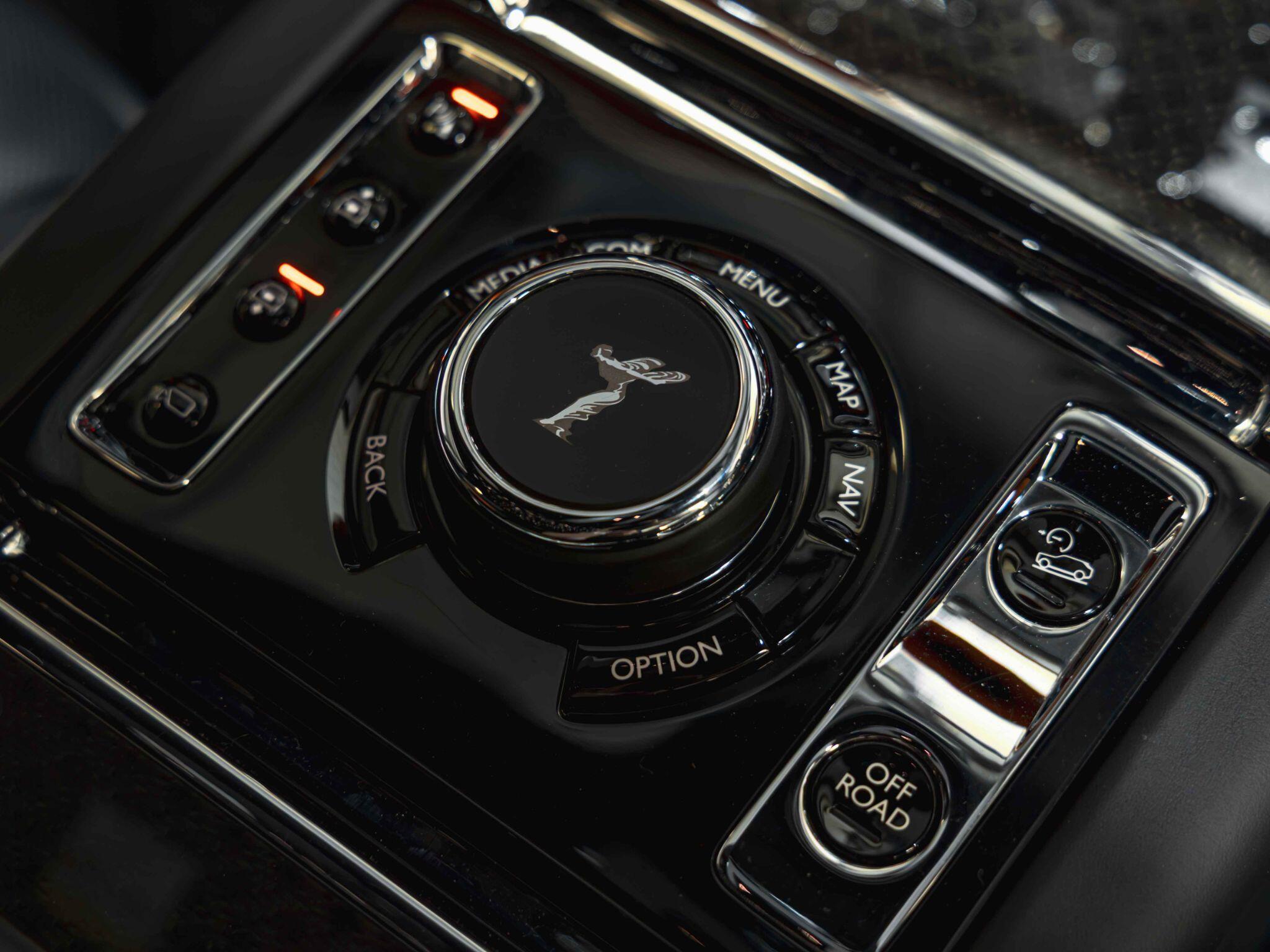 Rolls-Royce Cullinan view 28