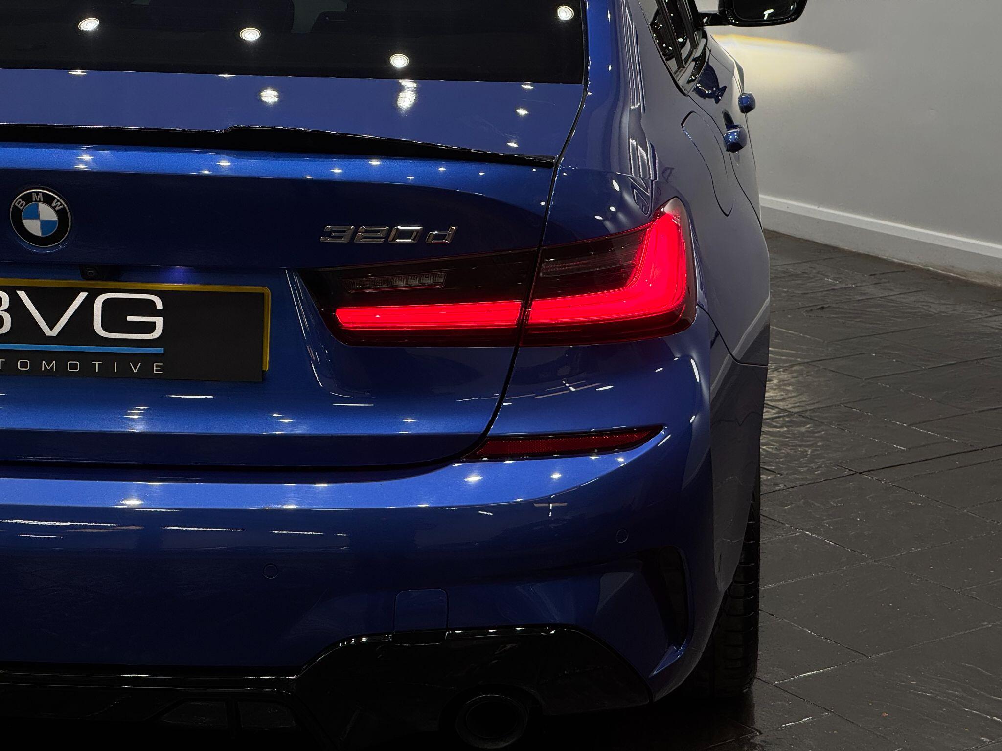 BMW 3 Series view 15
