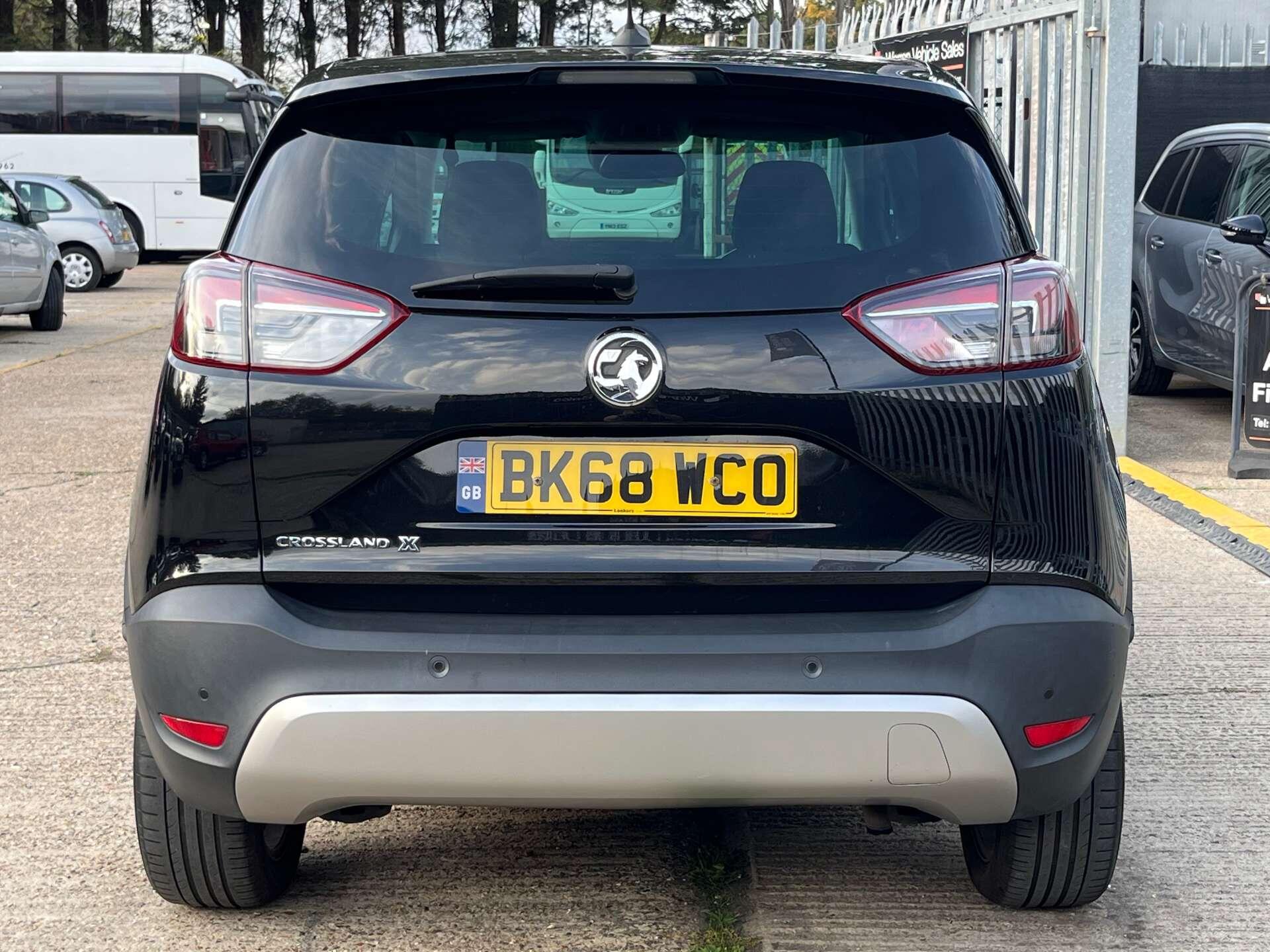 Vauxhall Crossland X view 9
