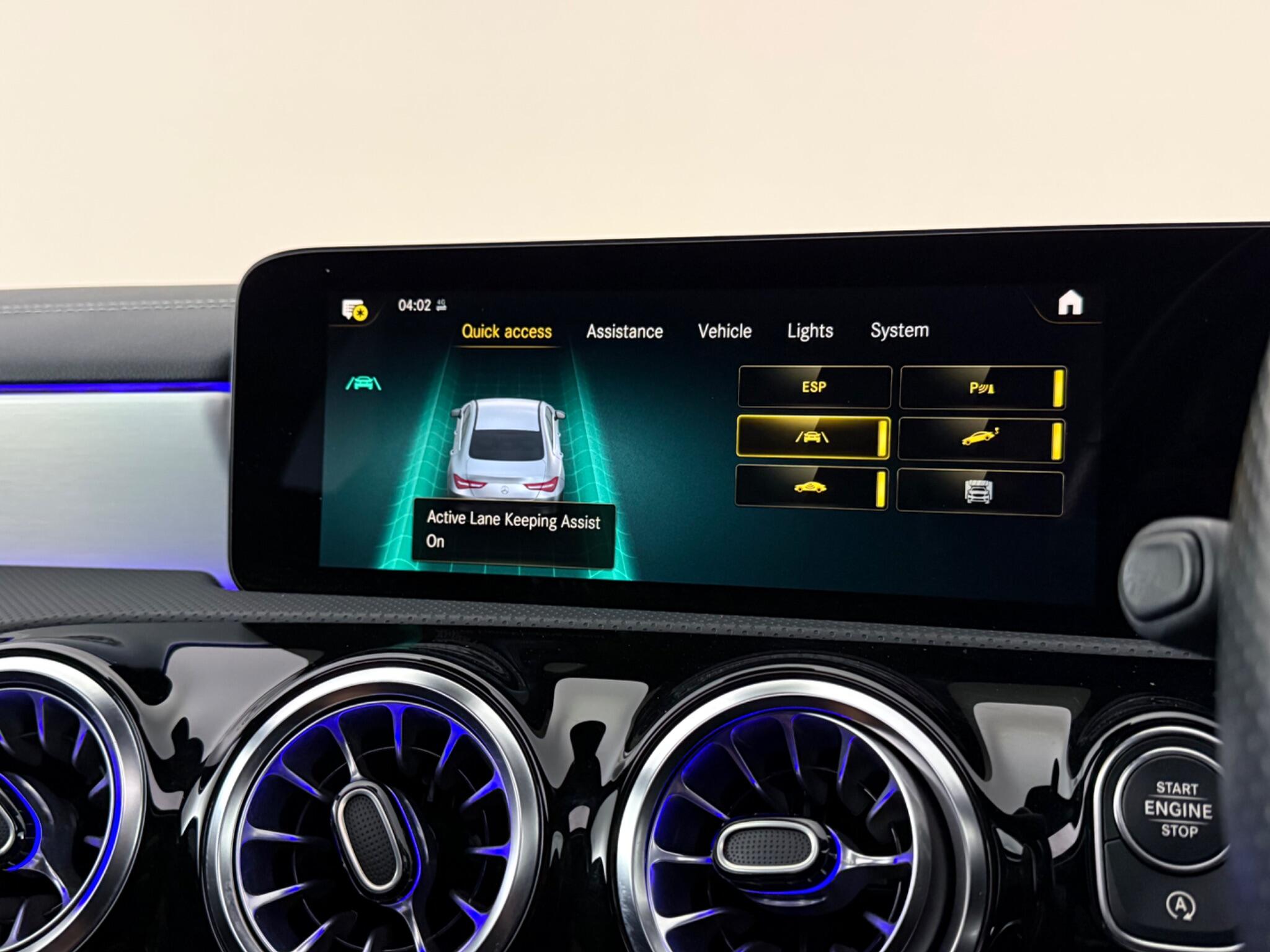 Mercedes-Benz Cla view 31