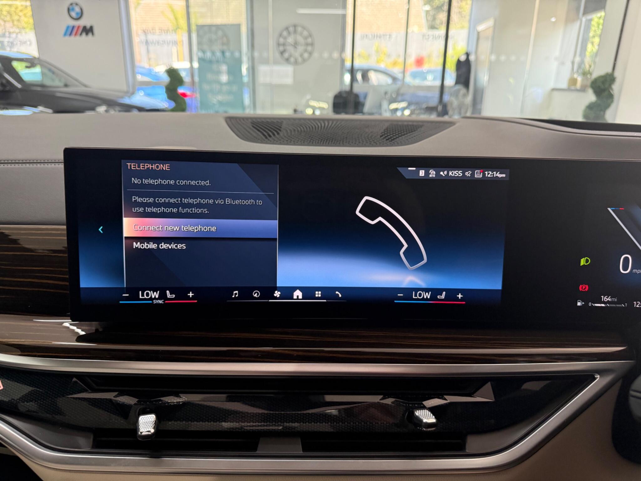 BMW X7 view 36