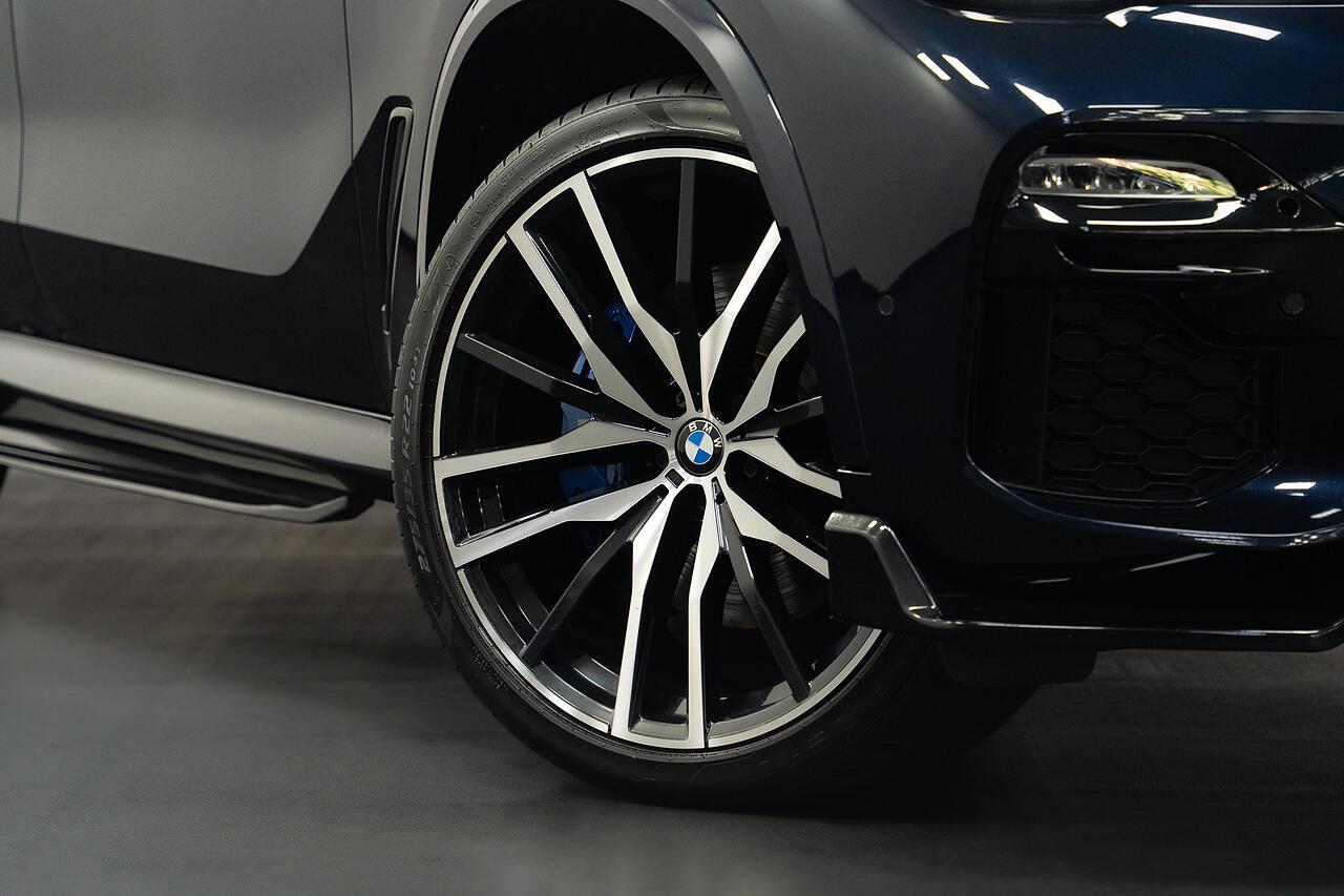 BMW X5 view 37