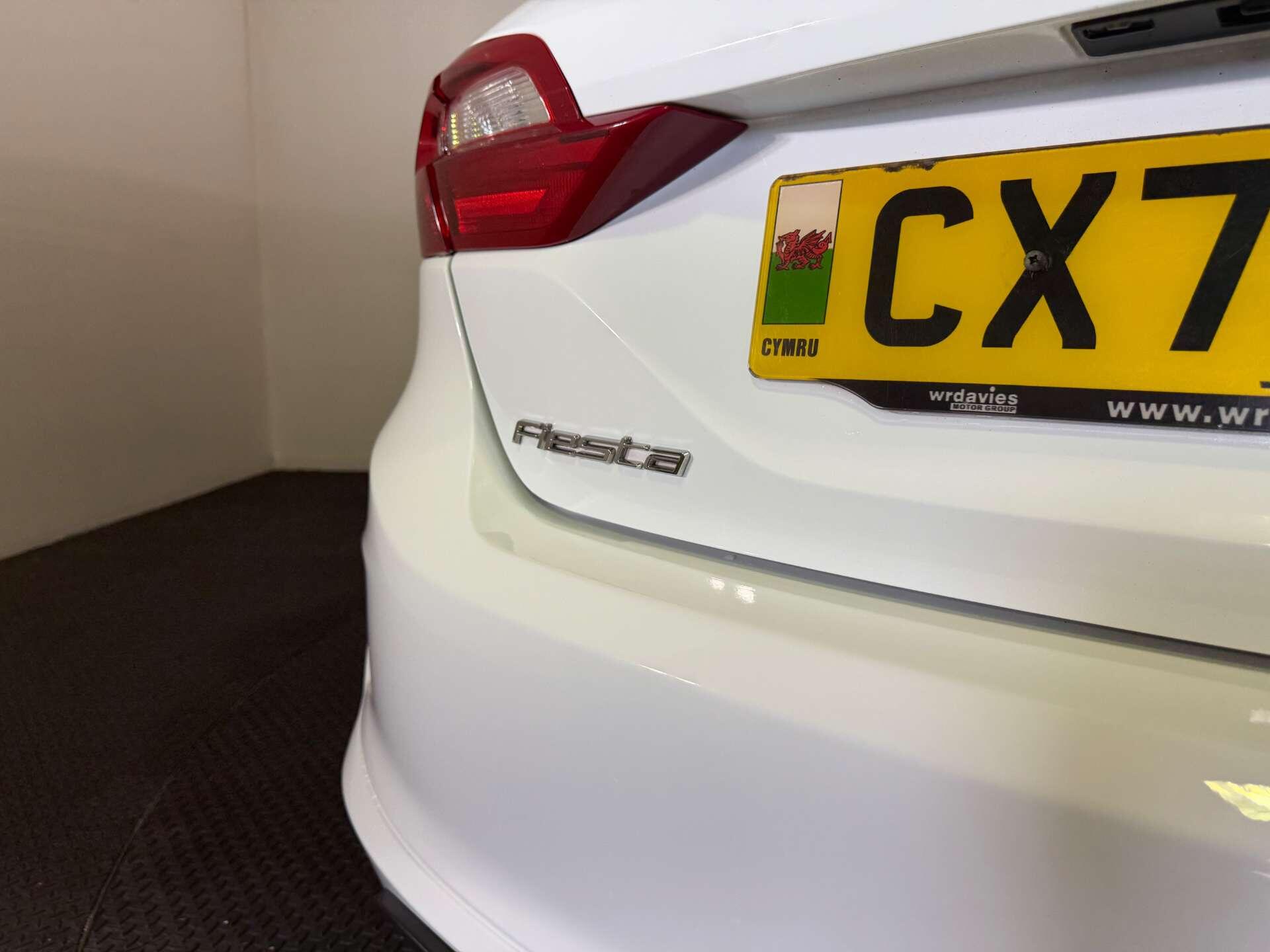 Ford Fiesta view 10