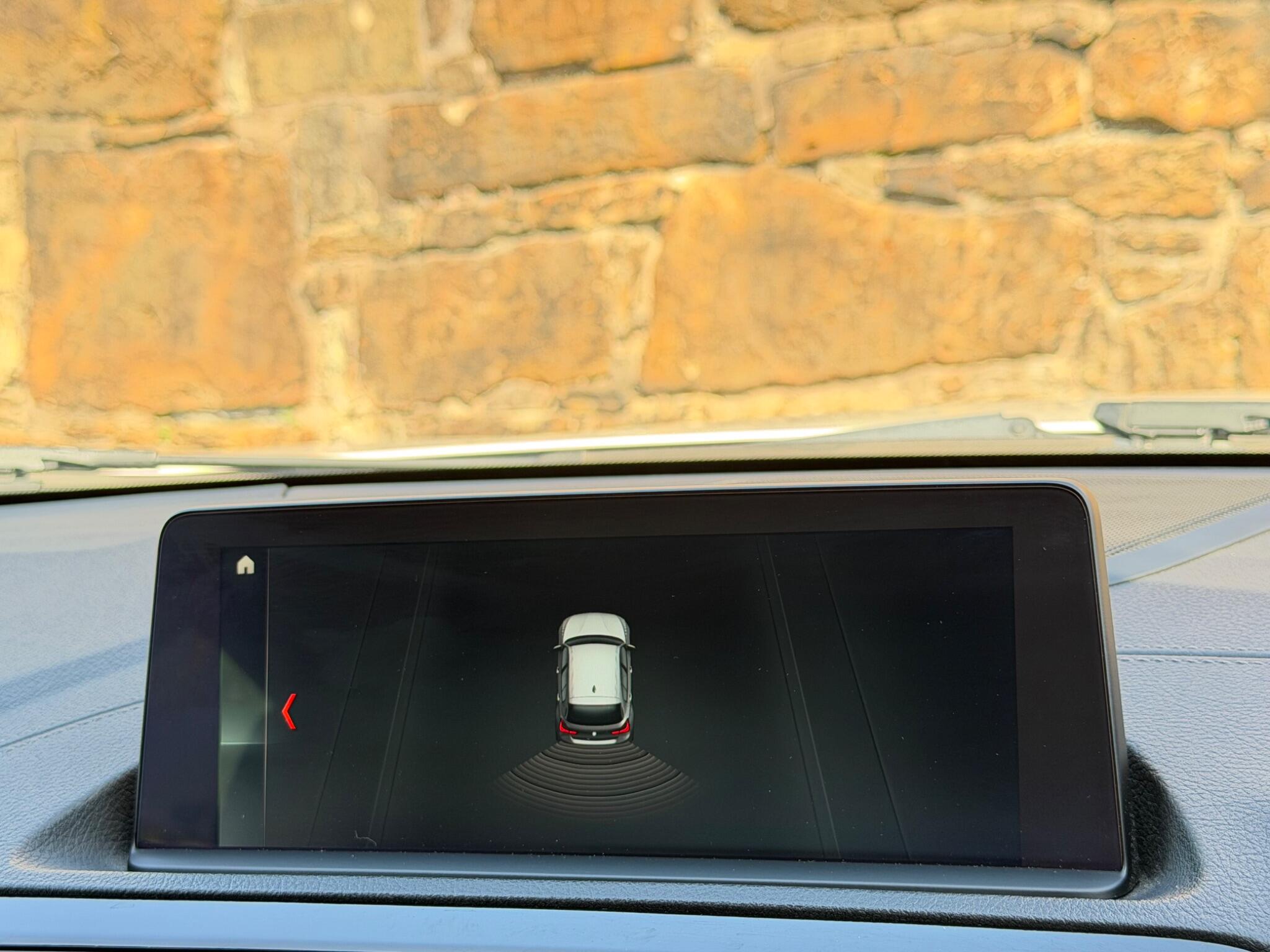 BMW 1 Series view 36