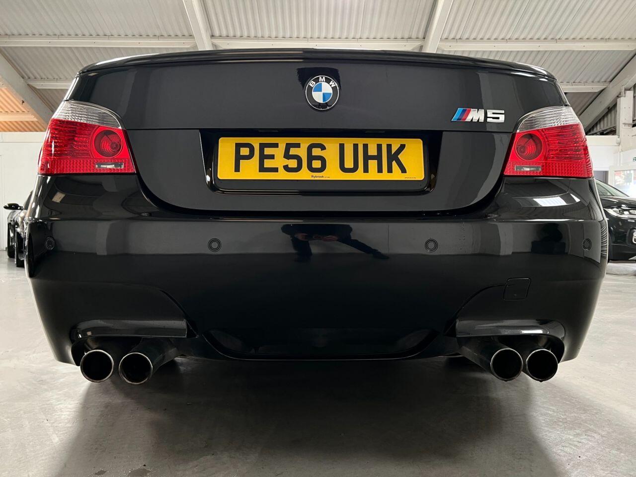BMW M5 view 22