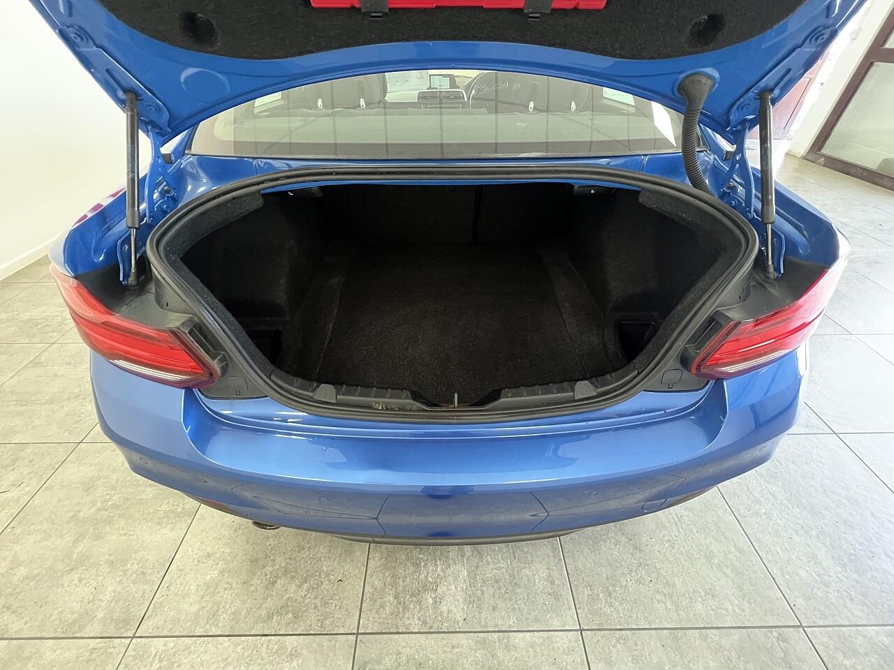 BMW 2 Series view 16