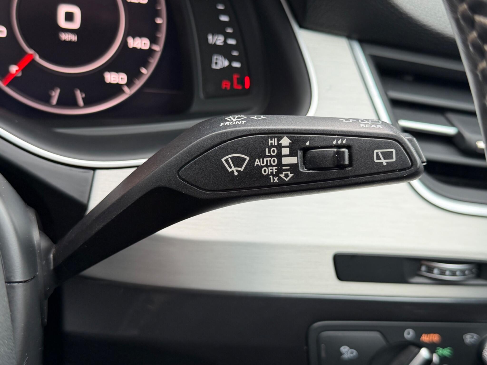 Audi Q7 view 49