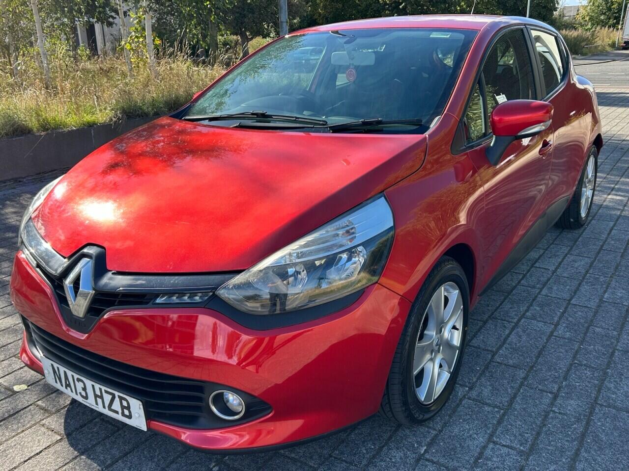 Renault Clio view 7