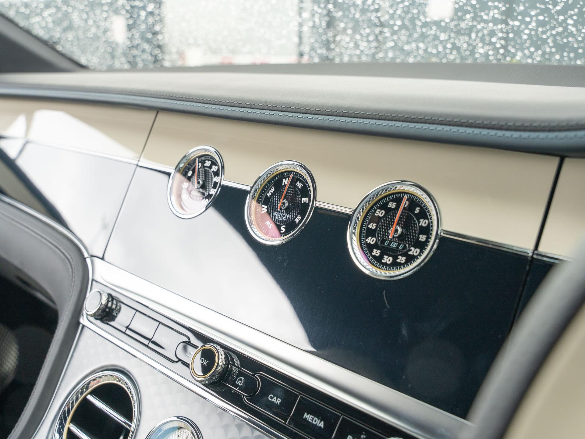Bentley Continental view 32