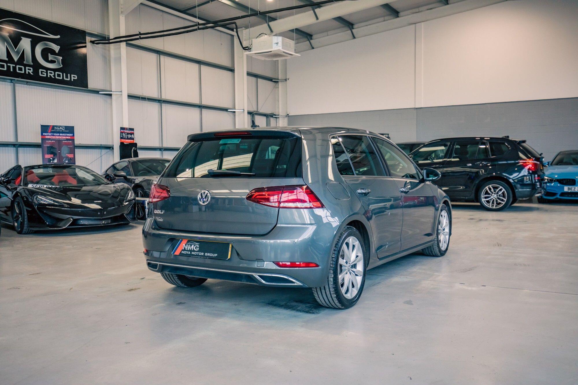 Volkswagen Golf view 29
