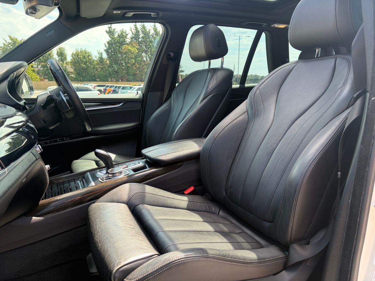 BMW X5 view 22