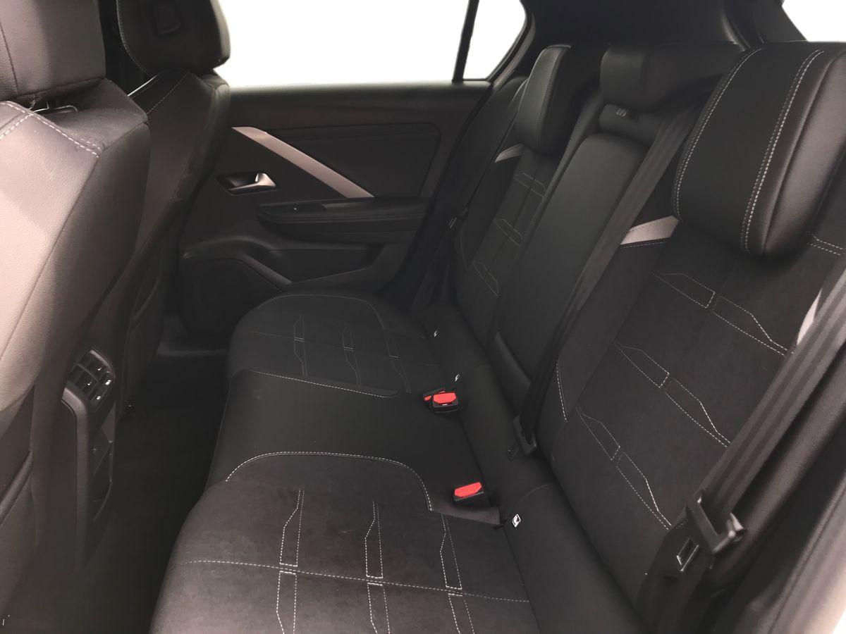 Vauxhall Astra view 7