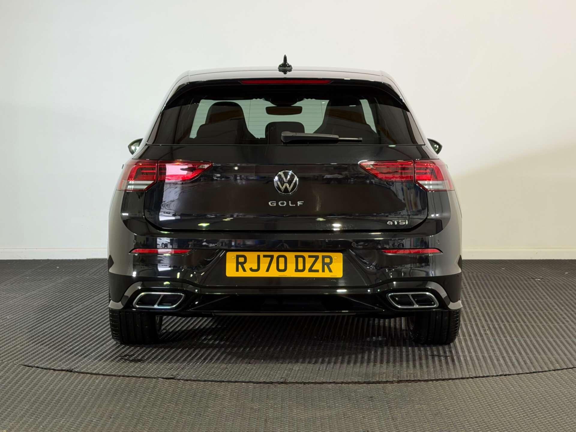 Volkswagen Golf view 6