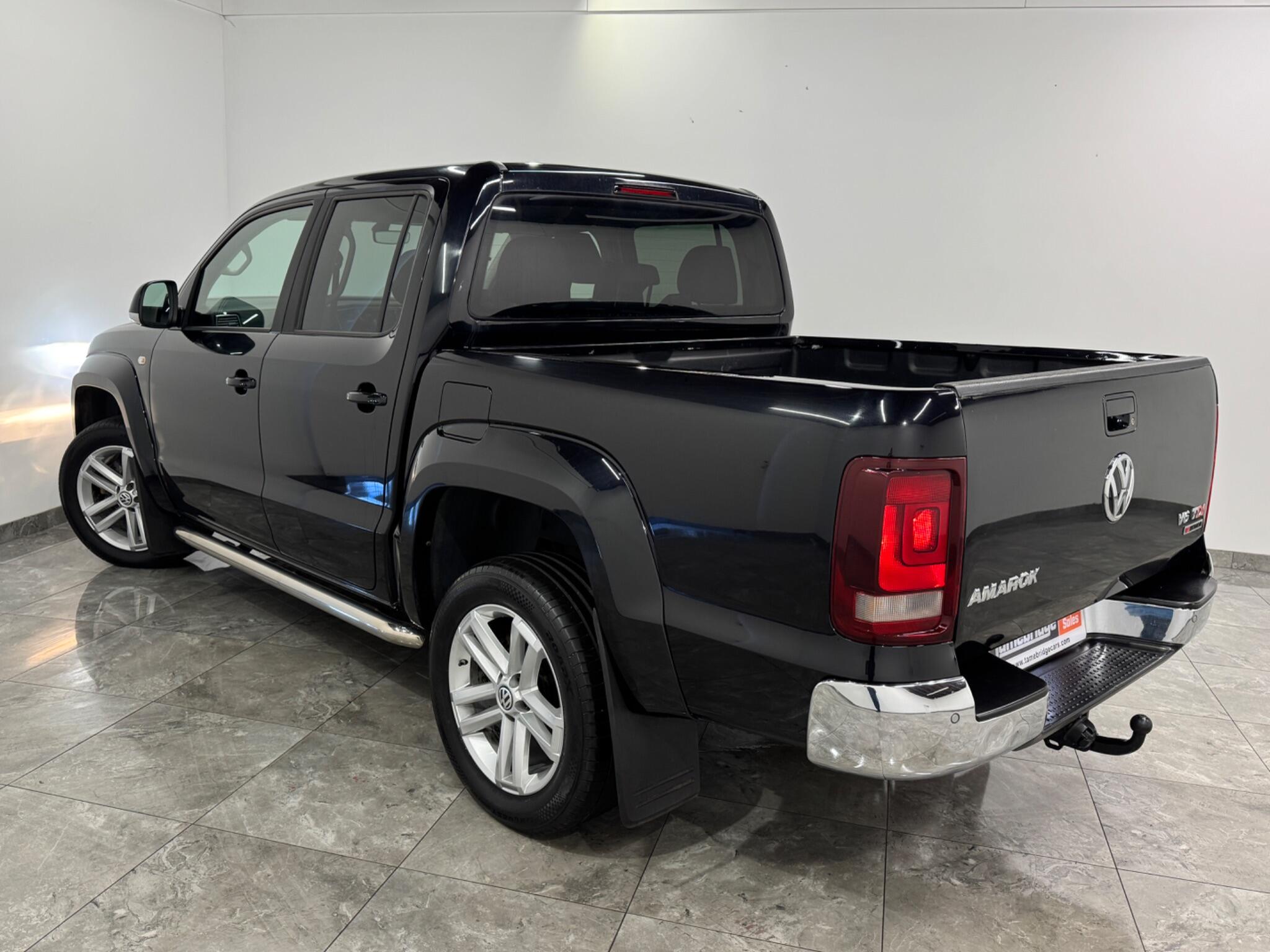 Volkswagen Amarok view 5