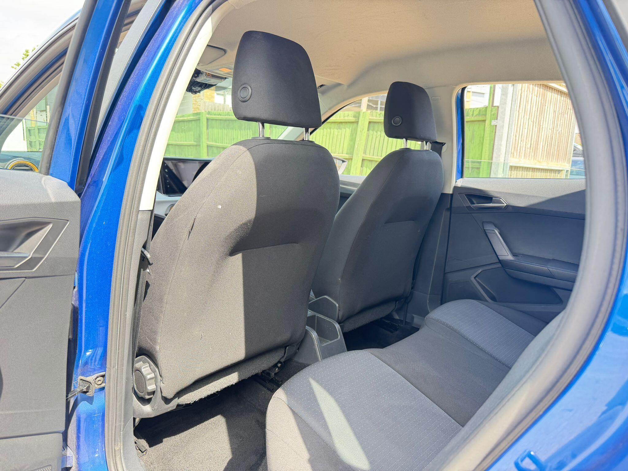Seat Arona view 17