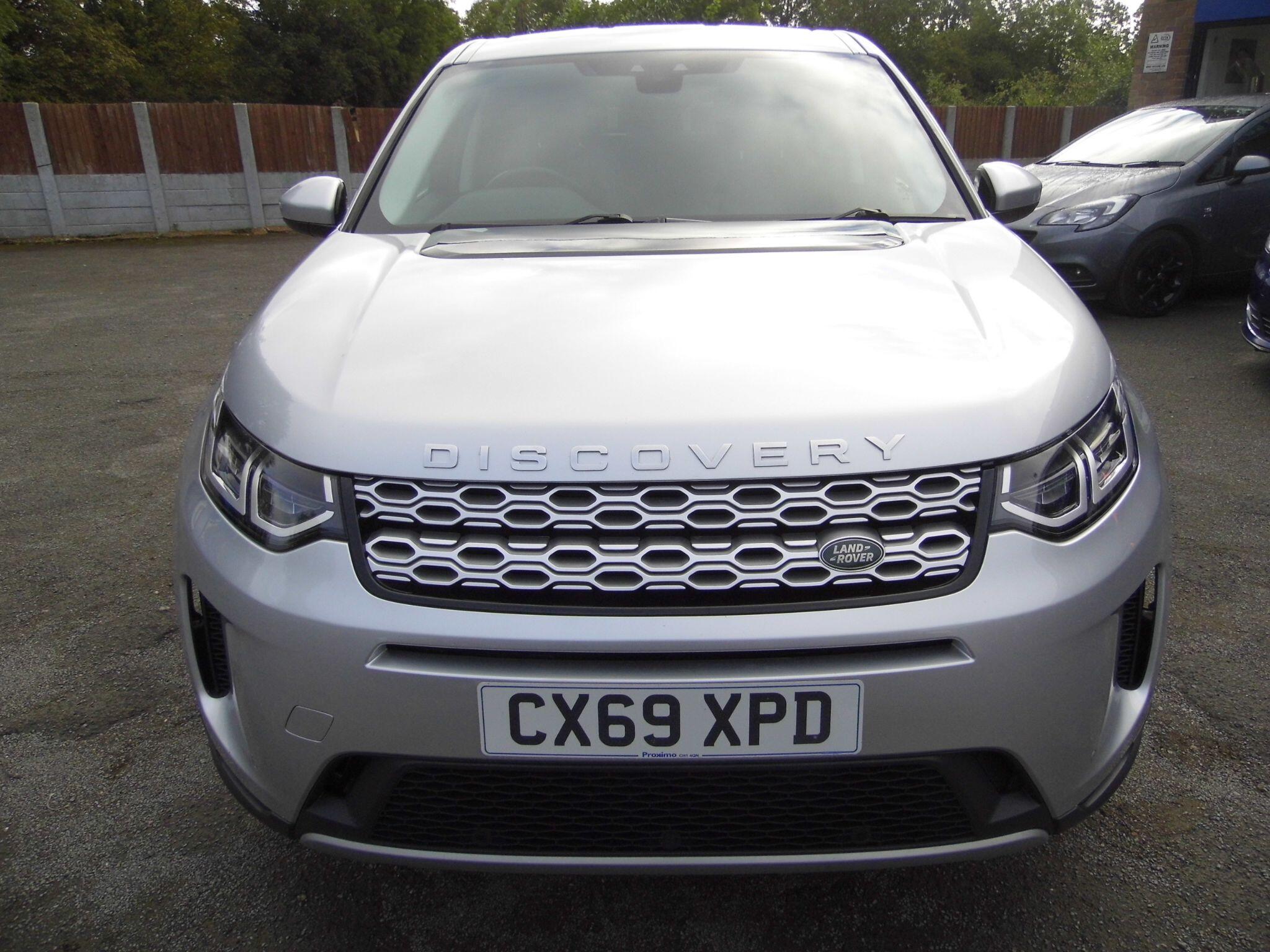 Land Rover Discovery Sport view 2