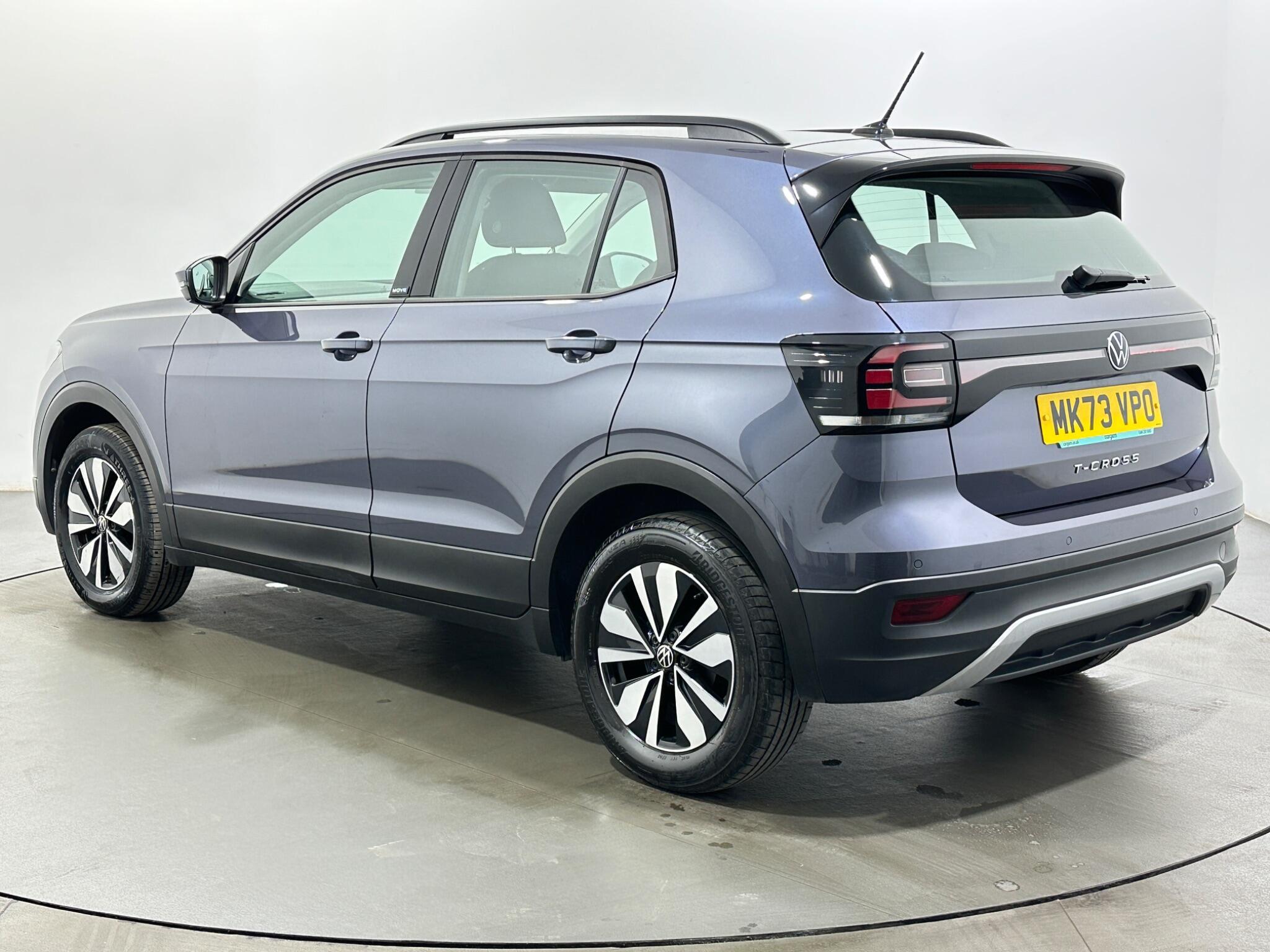 Volkswagen T-Cross view 6
