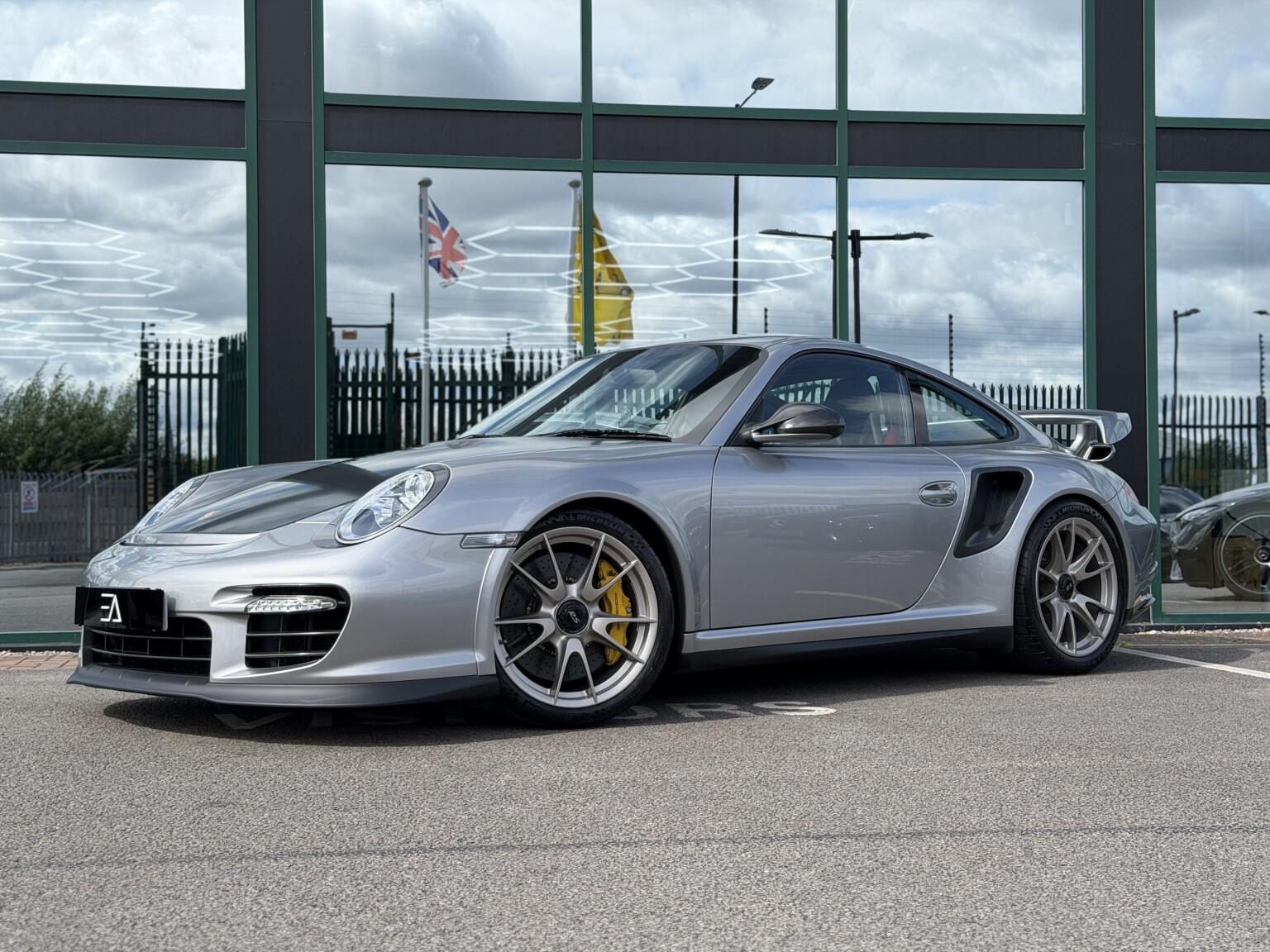 Porsche 911 view 29