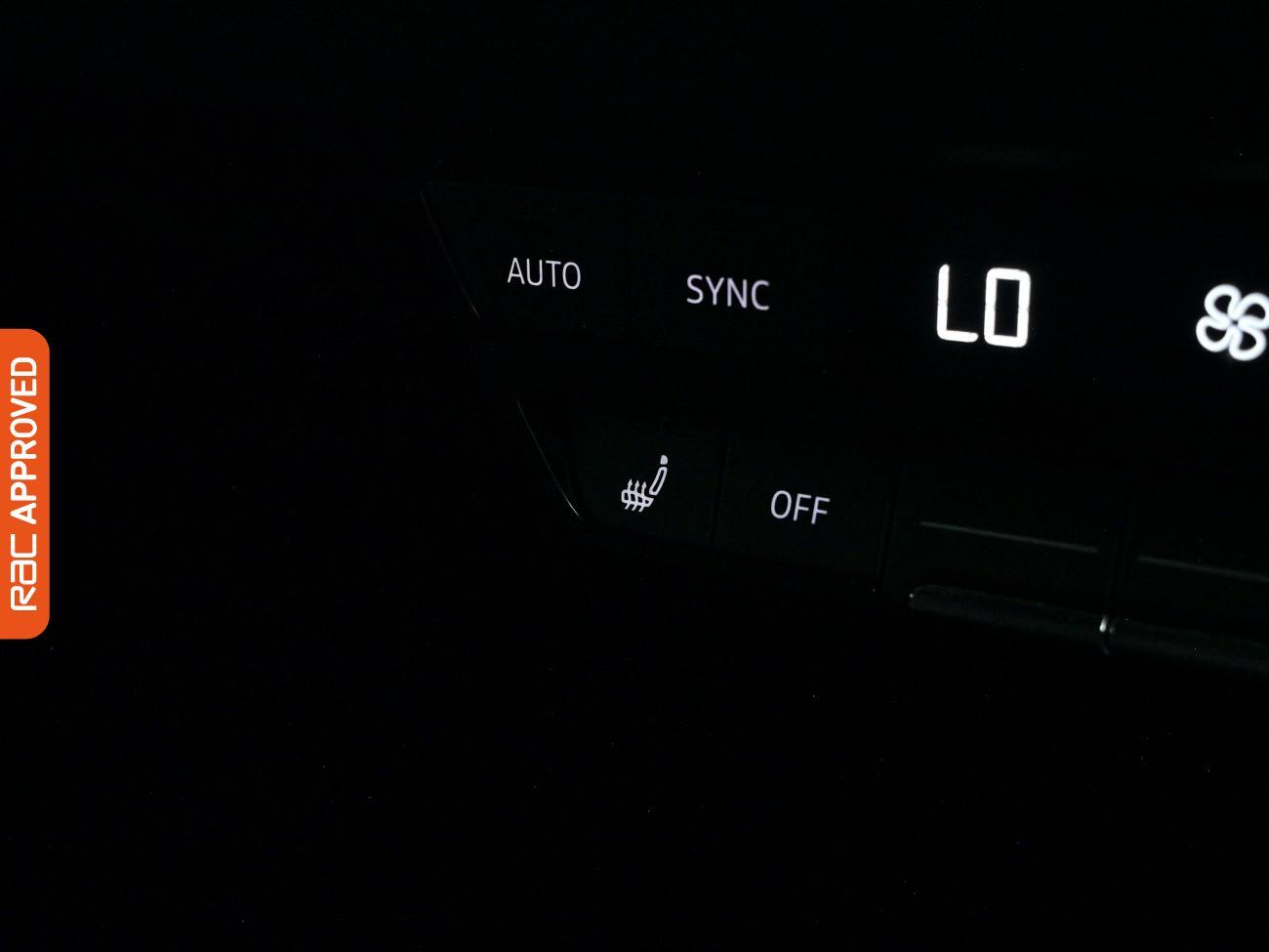 Audi Q4 E-Tron view 21