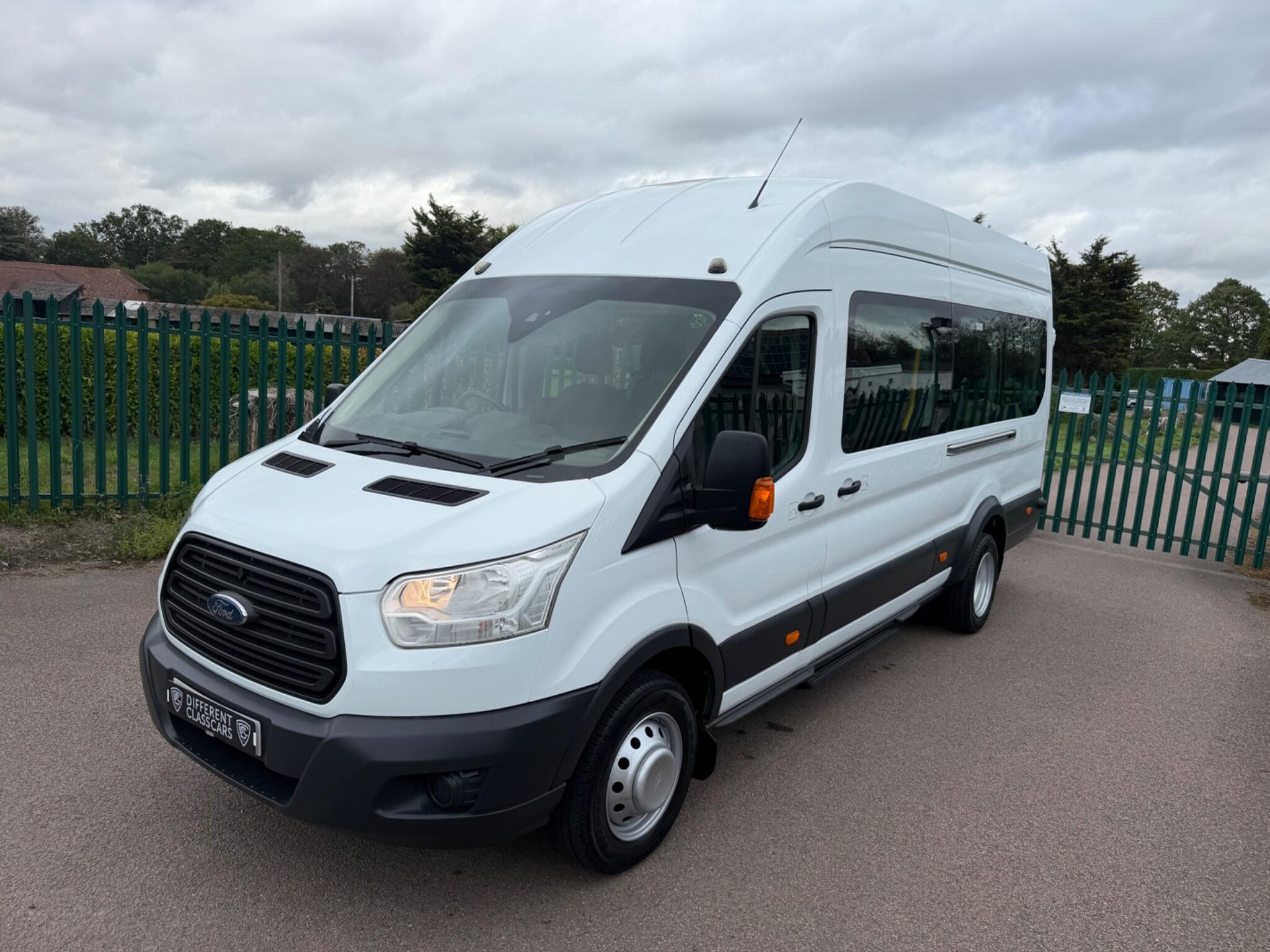 Ford Transit view 11