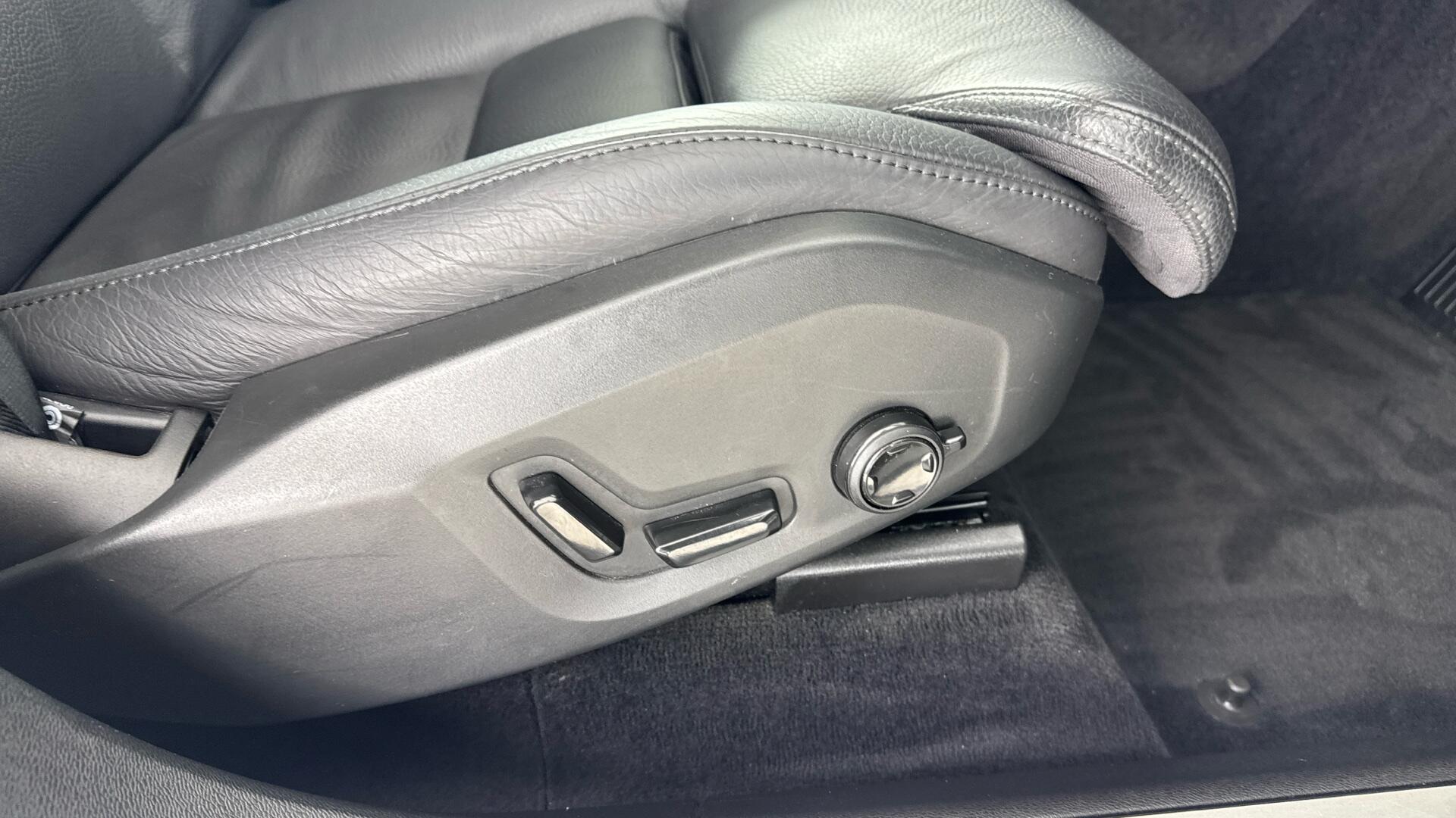 Volvo XC60 view 17