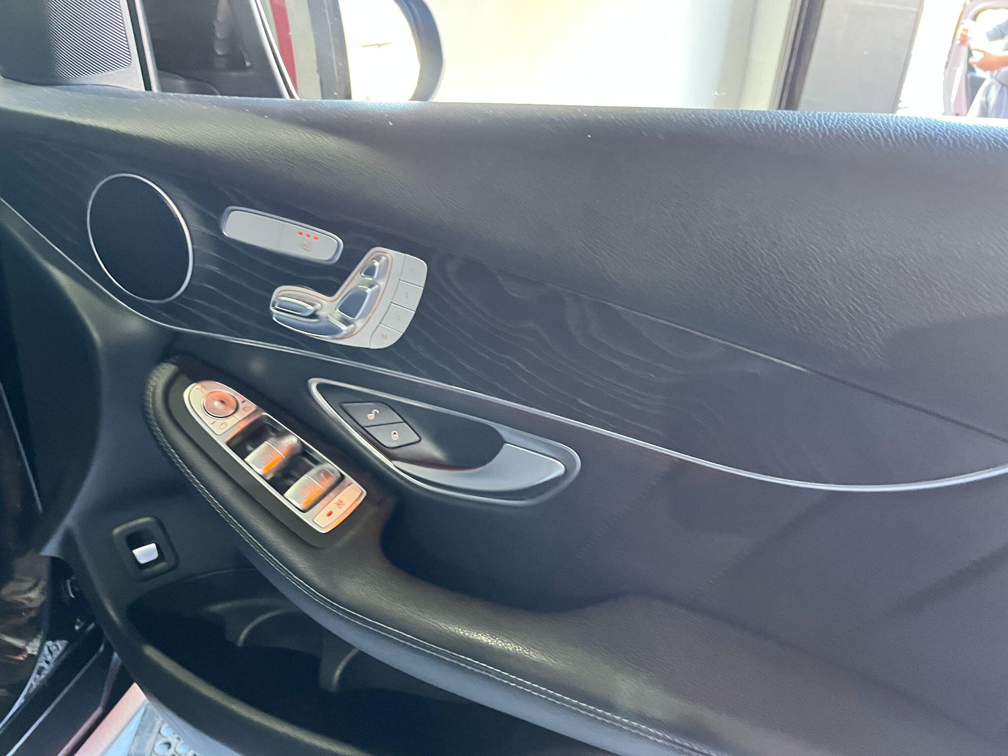 Mercedes-Benz GLC view 34