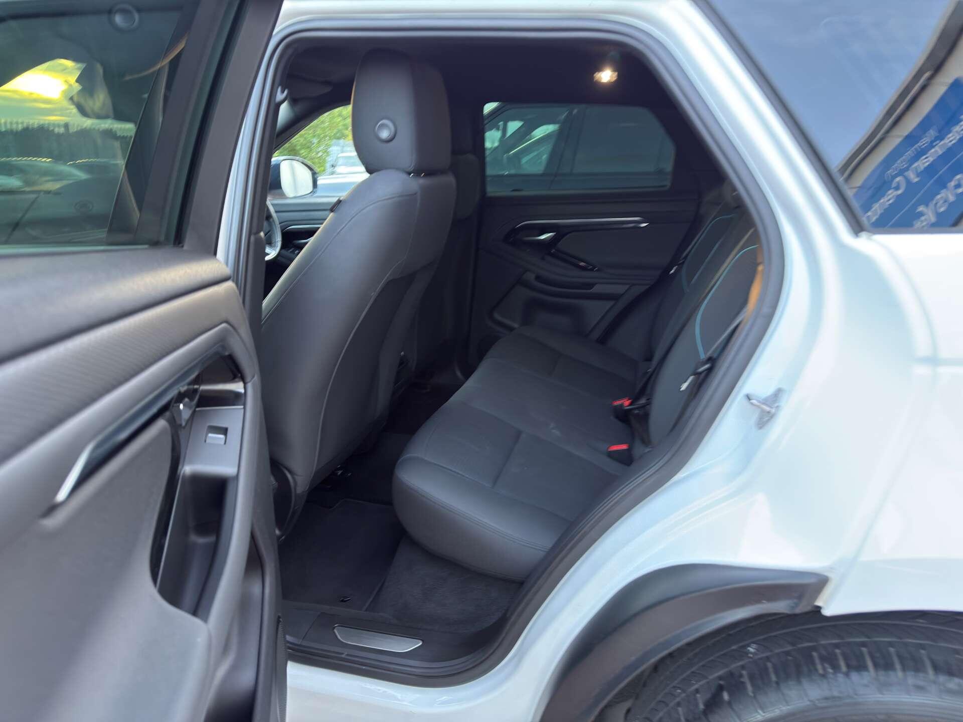 Land Rover Range Rover Evoque view 47