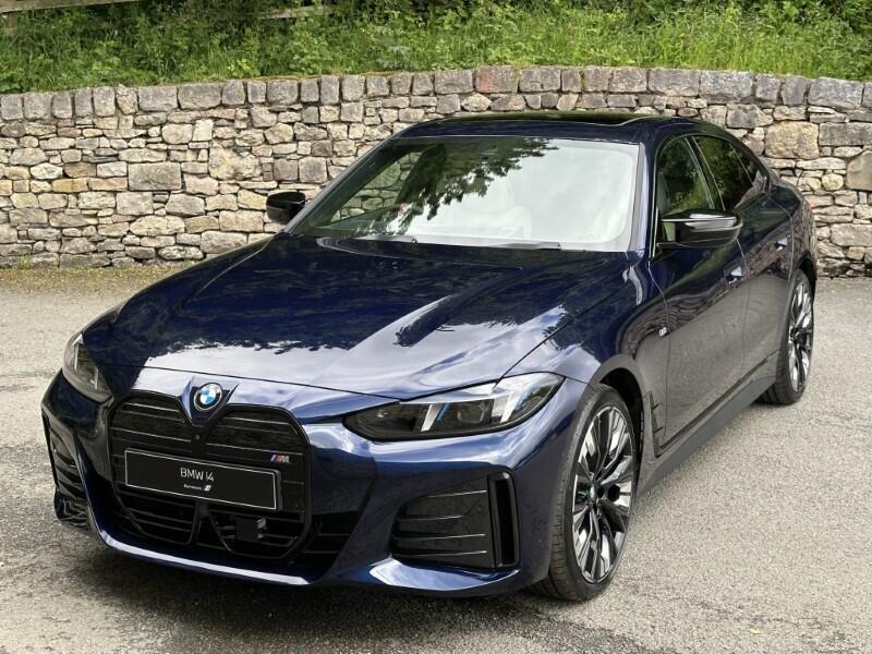 BMW i4 view 32