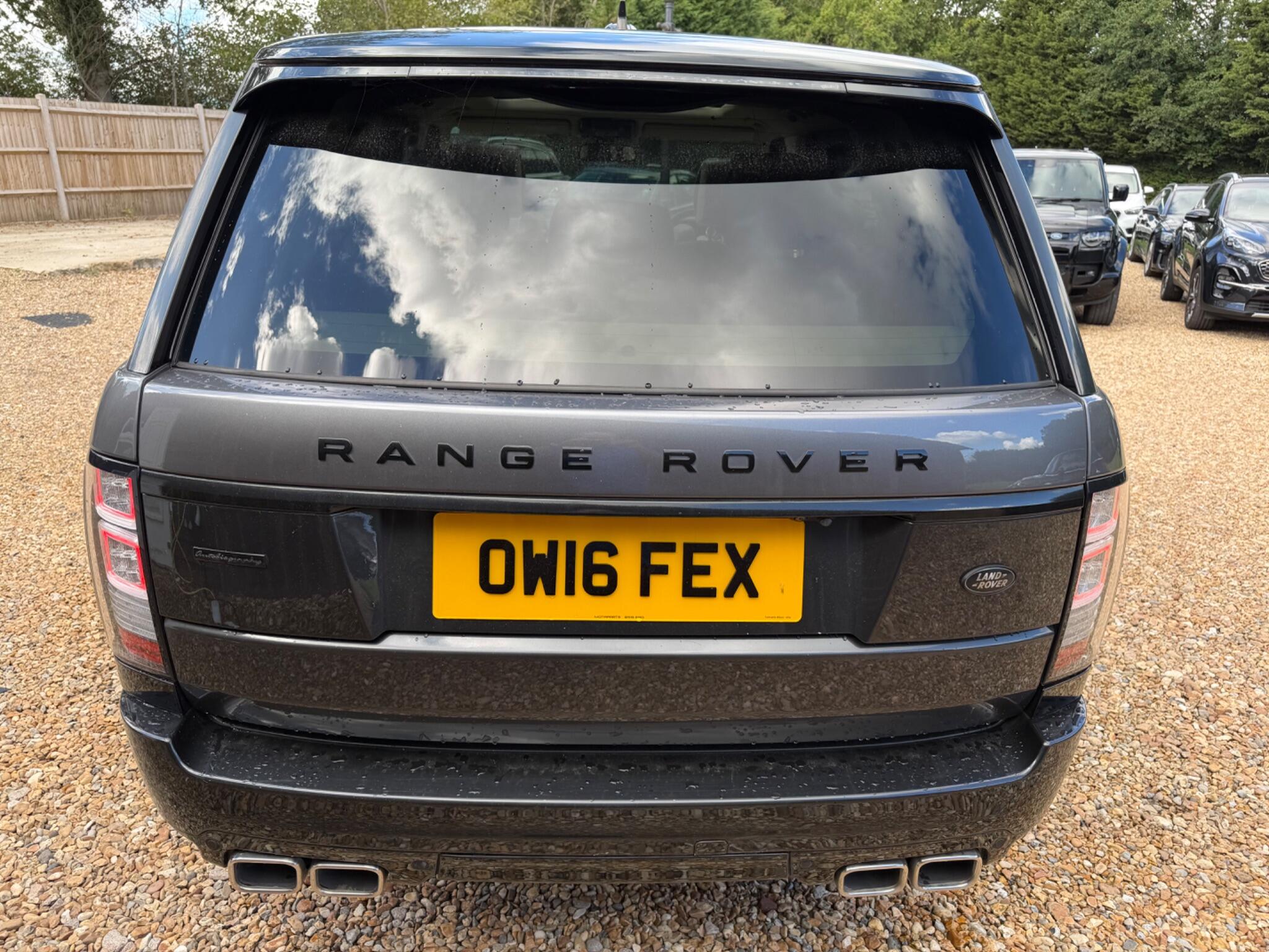 Land Rover Range Rover view 7