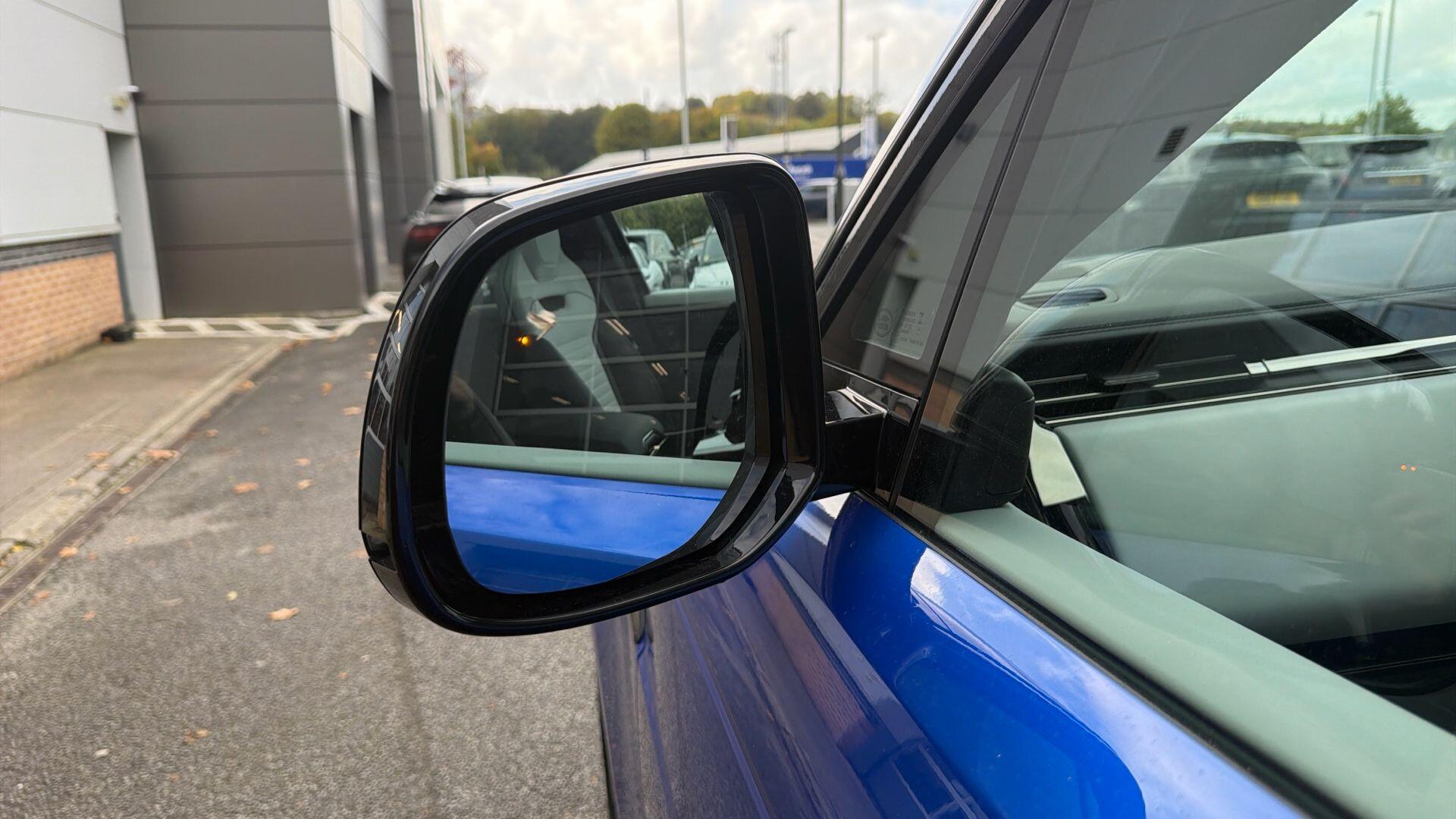 Land Rover Range Rover Sport view 25