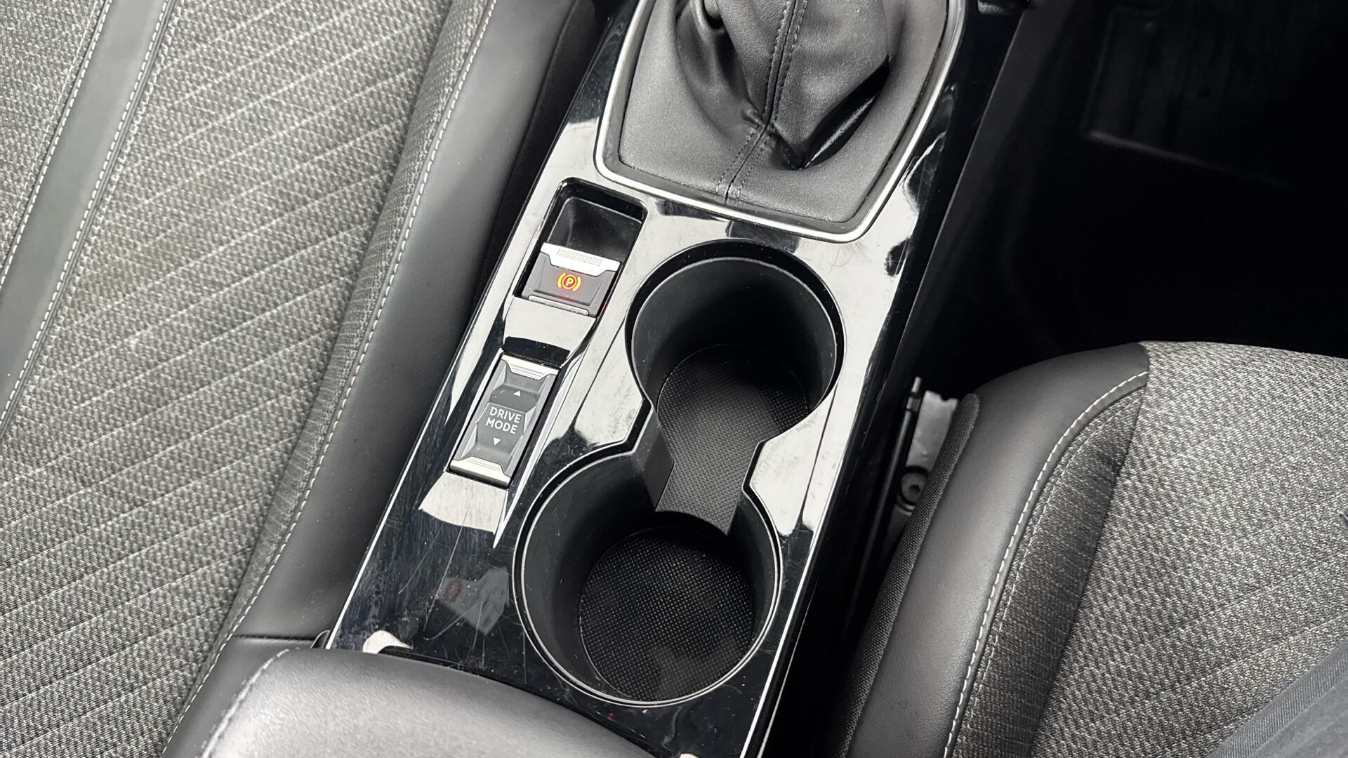 Peugeot 2008 view 37