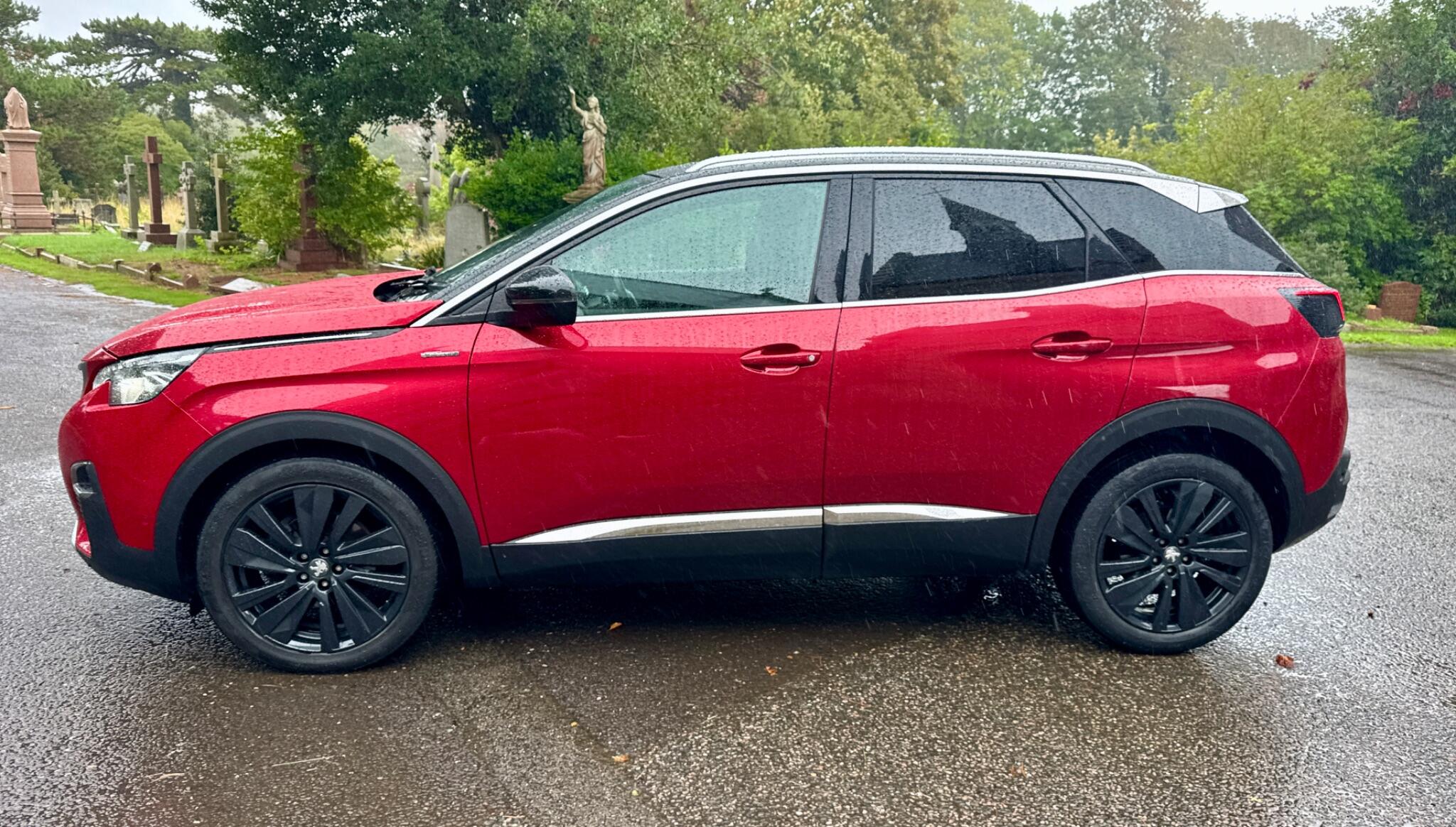 Peugeot 3008 view 11