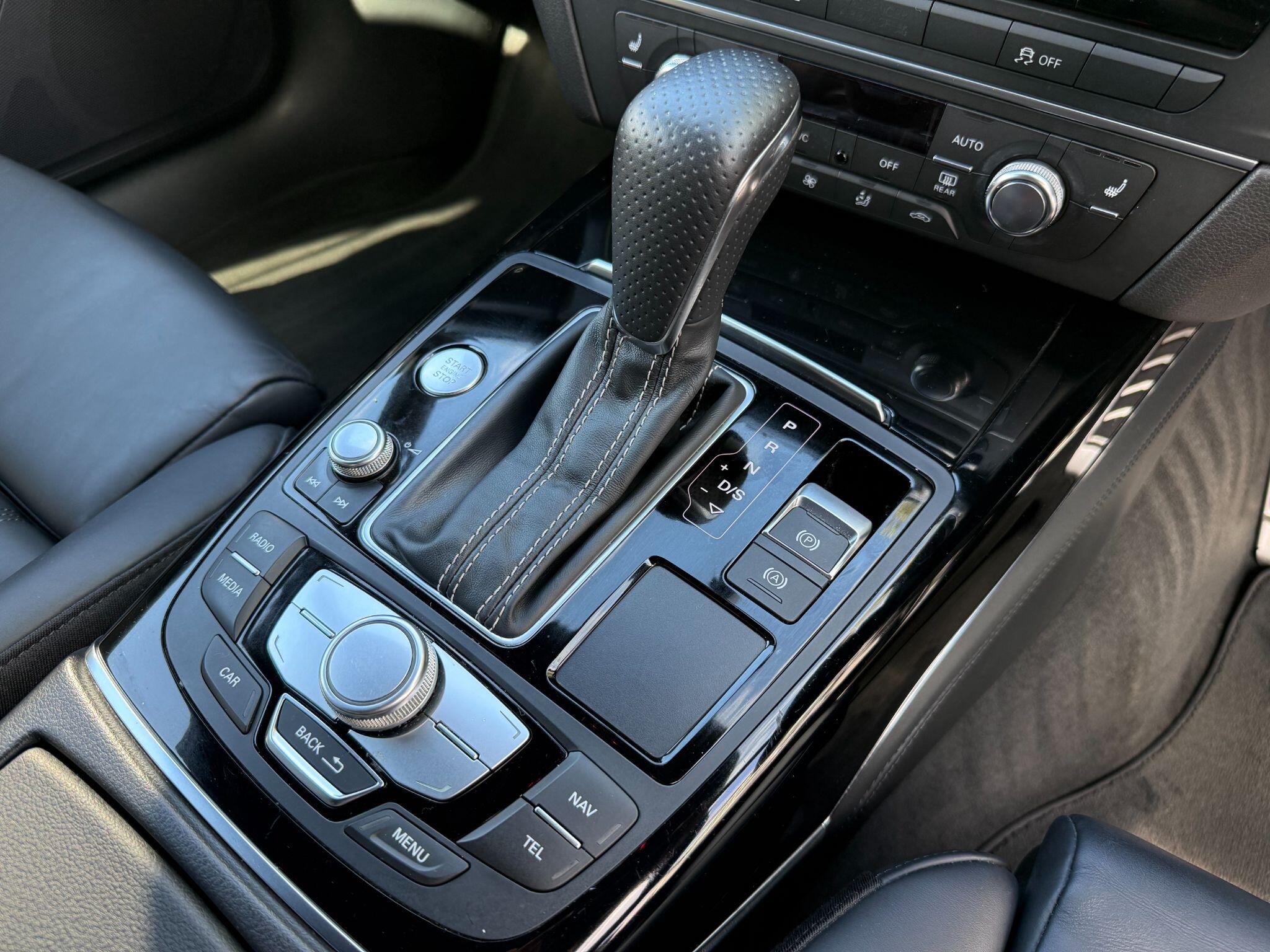 Audi A6 view 31