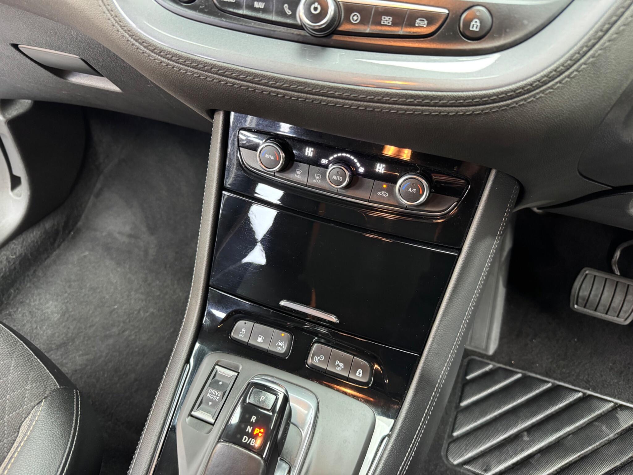 Vauxhall Grandland X view 26