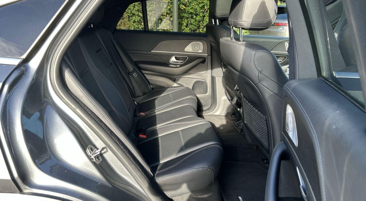 Mercedes-Benz Gle view 4