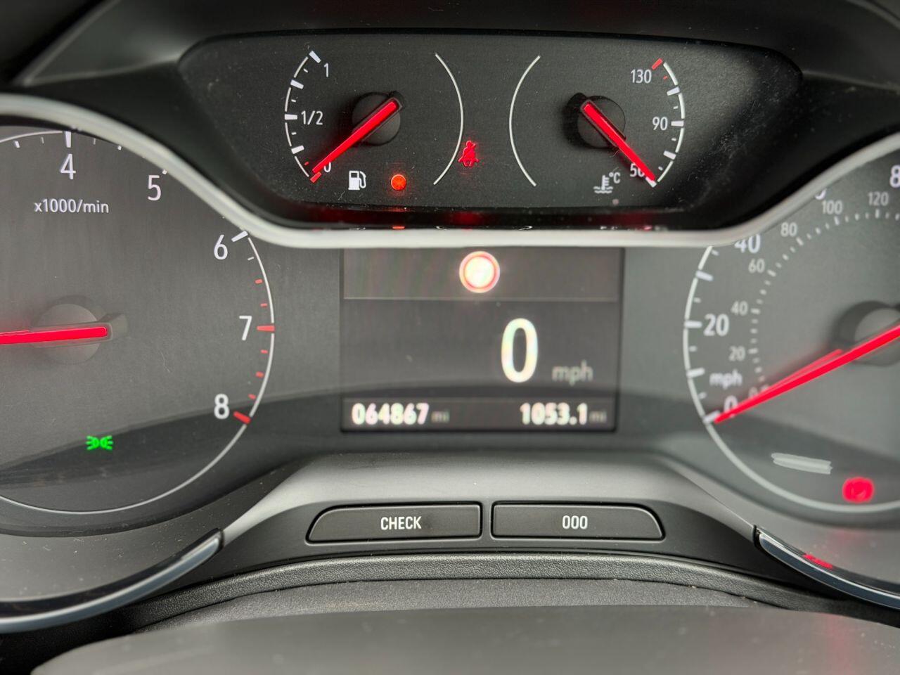 Vauxhall Grandland X view 9