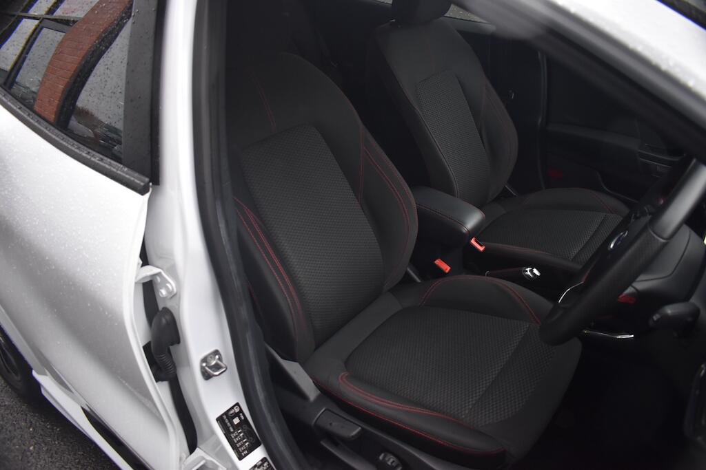 Ford Puma view 27