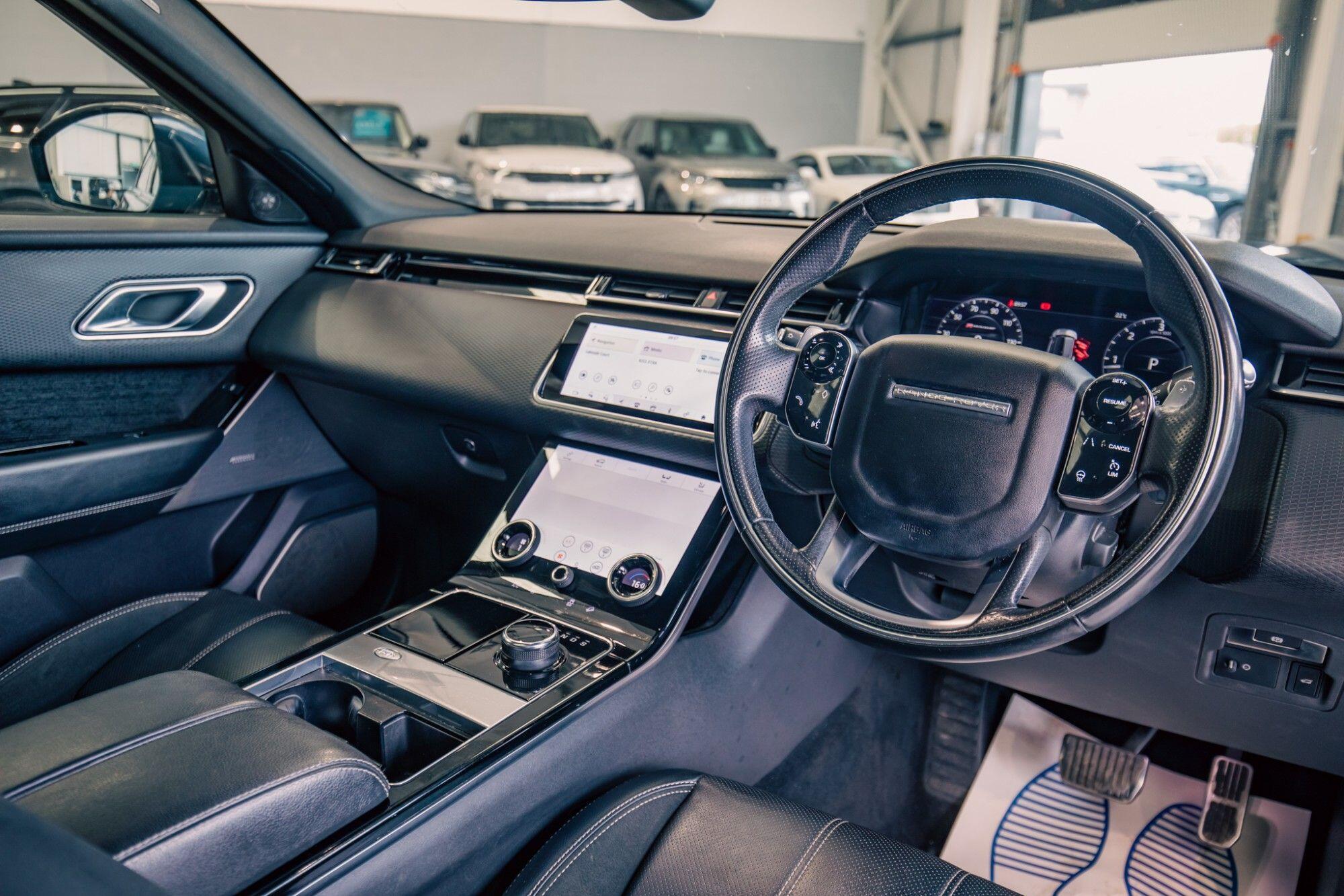 Land Rover Range Rover Velar view 2