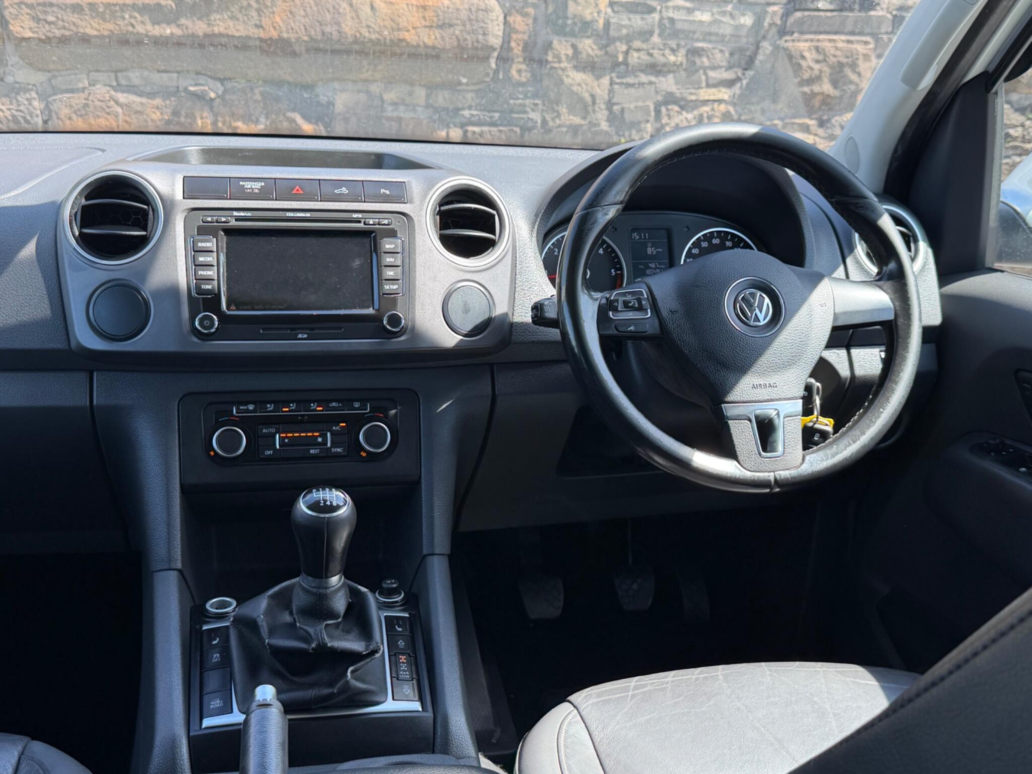 Volkswagen Amarok view 23
